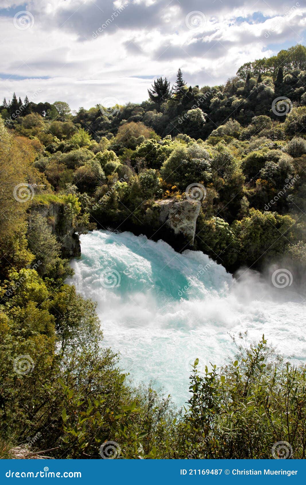 Huka cade vicino a Taupo, isola del nord, Nuova Zelanda