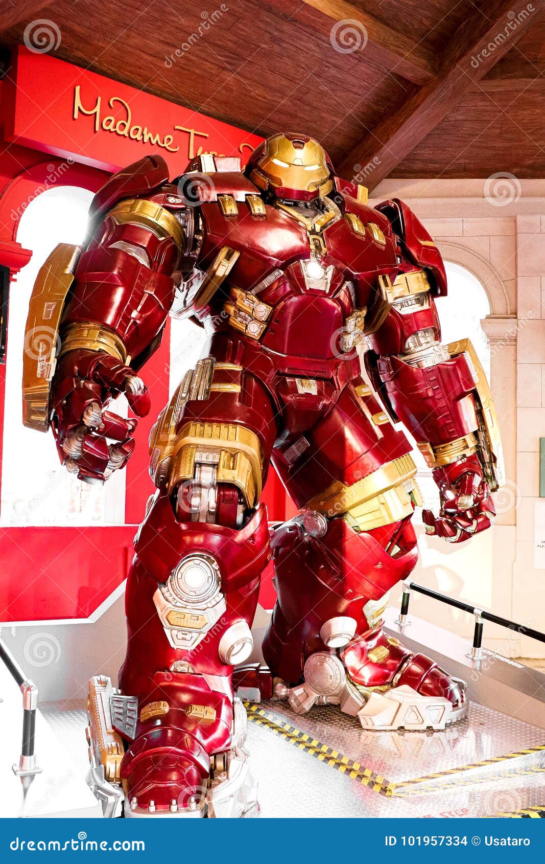 Avengers: Endgame: Thanos Wears Iron Man's Hulkbuster Armor In New Fan Art