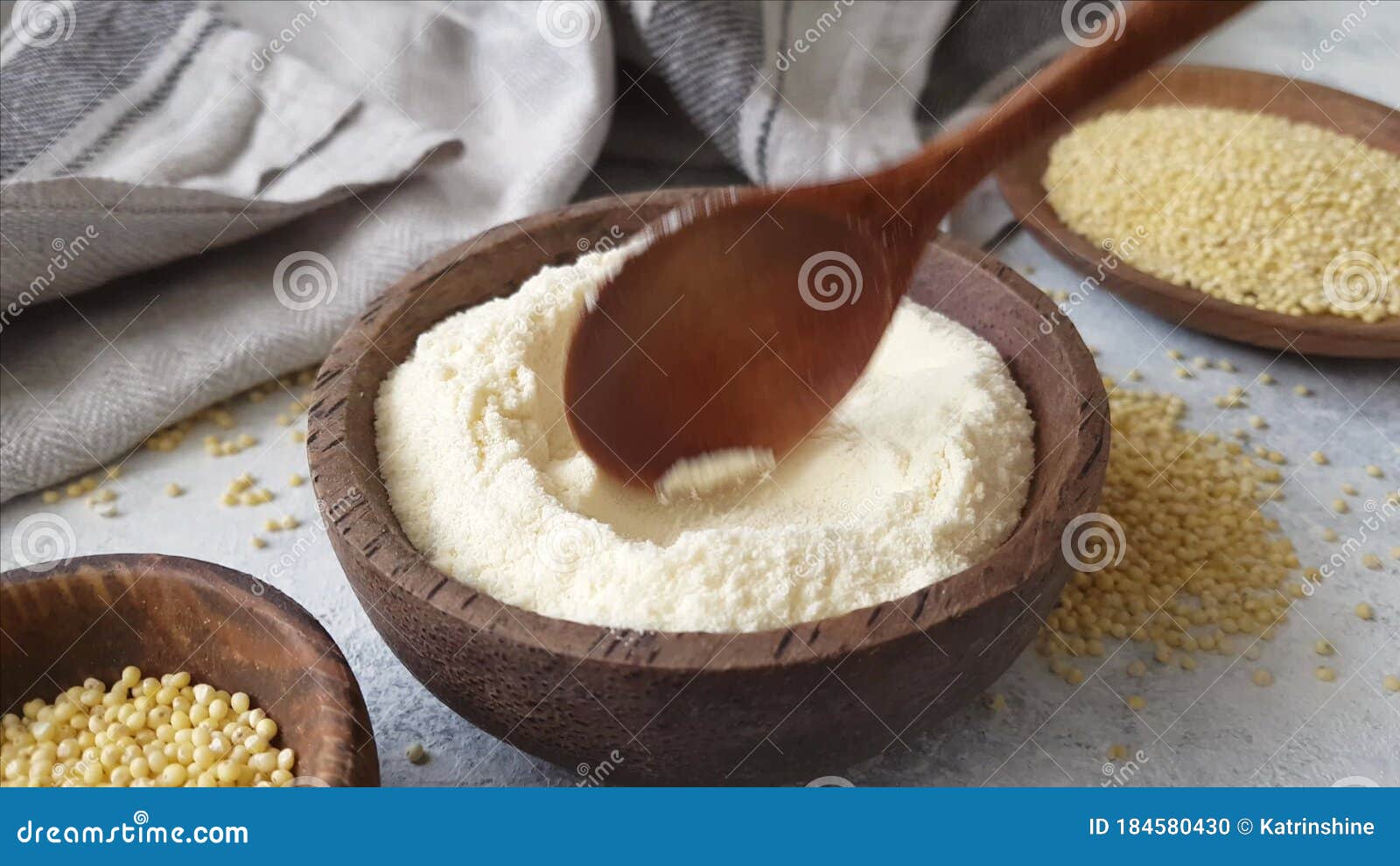Hulled Millet Flour and GrainHulled Millet Flour and Grain Stock
