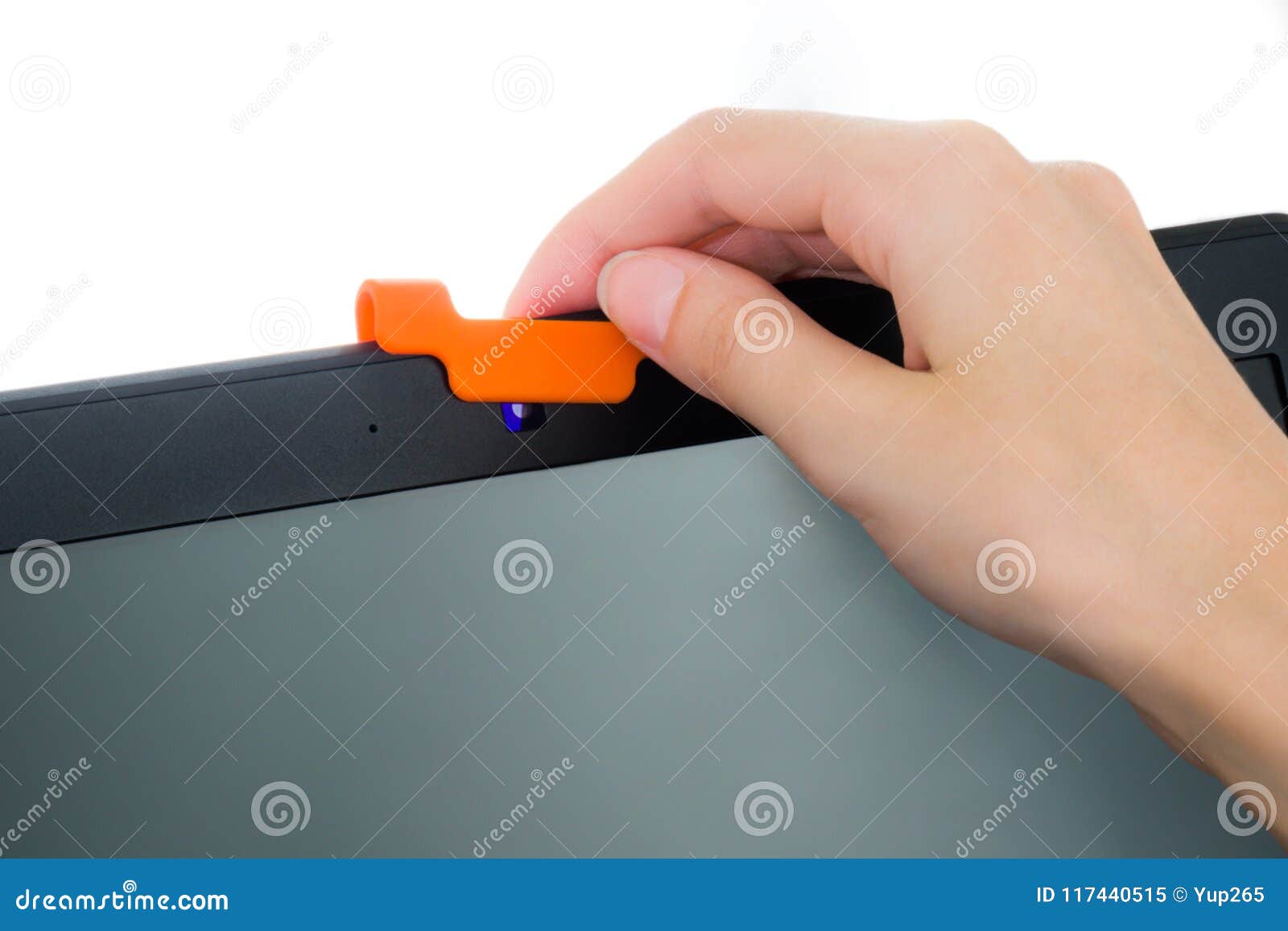 Verslaafd rust Zwakheid Human Hand Covering a Webcam of Laptop with Rubber Cover To Prev Stock  Image - Image of control, protection: 117440515