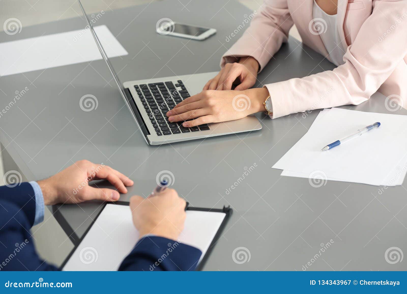 Temporory Commis chef With Own Visa for 6 months Job Sevis Facilities Management Abu Dhabi