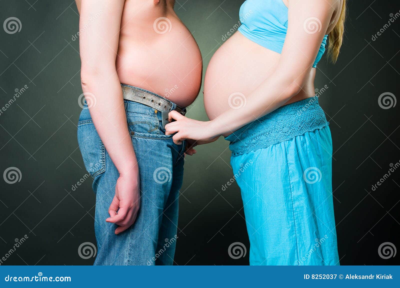 humorous photo of pregnant woman and fat man