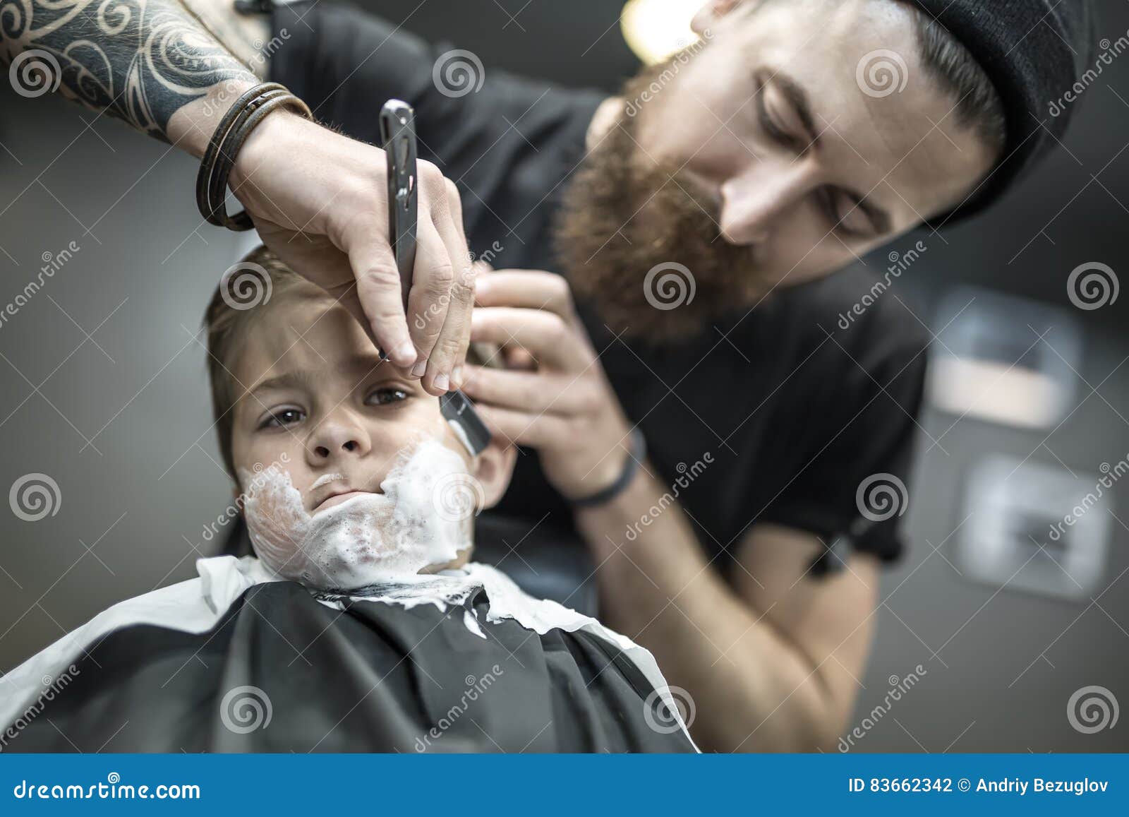 Barbershop Razor Cape