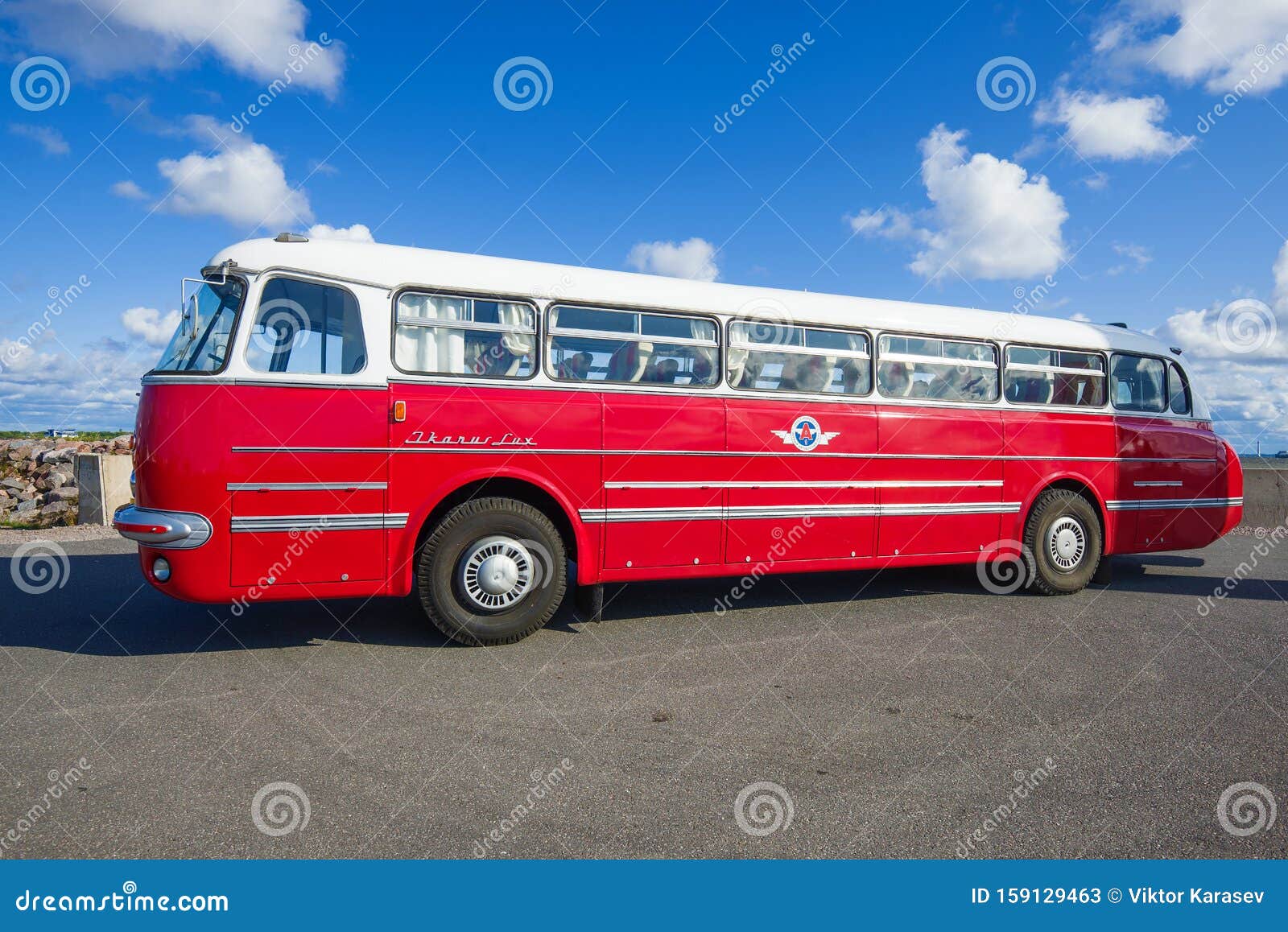 396 Ikarus Bus Stock Photos - Free & Royalty-Free Stock Photos from  Dreamstime