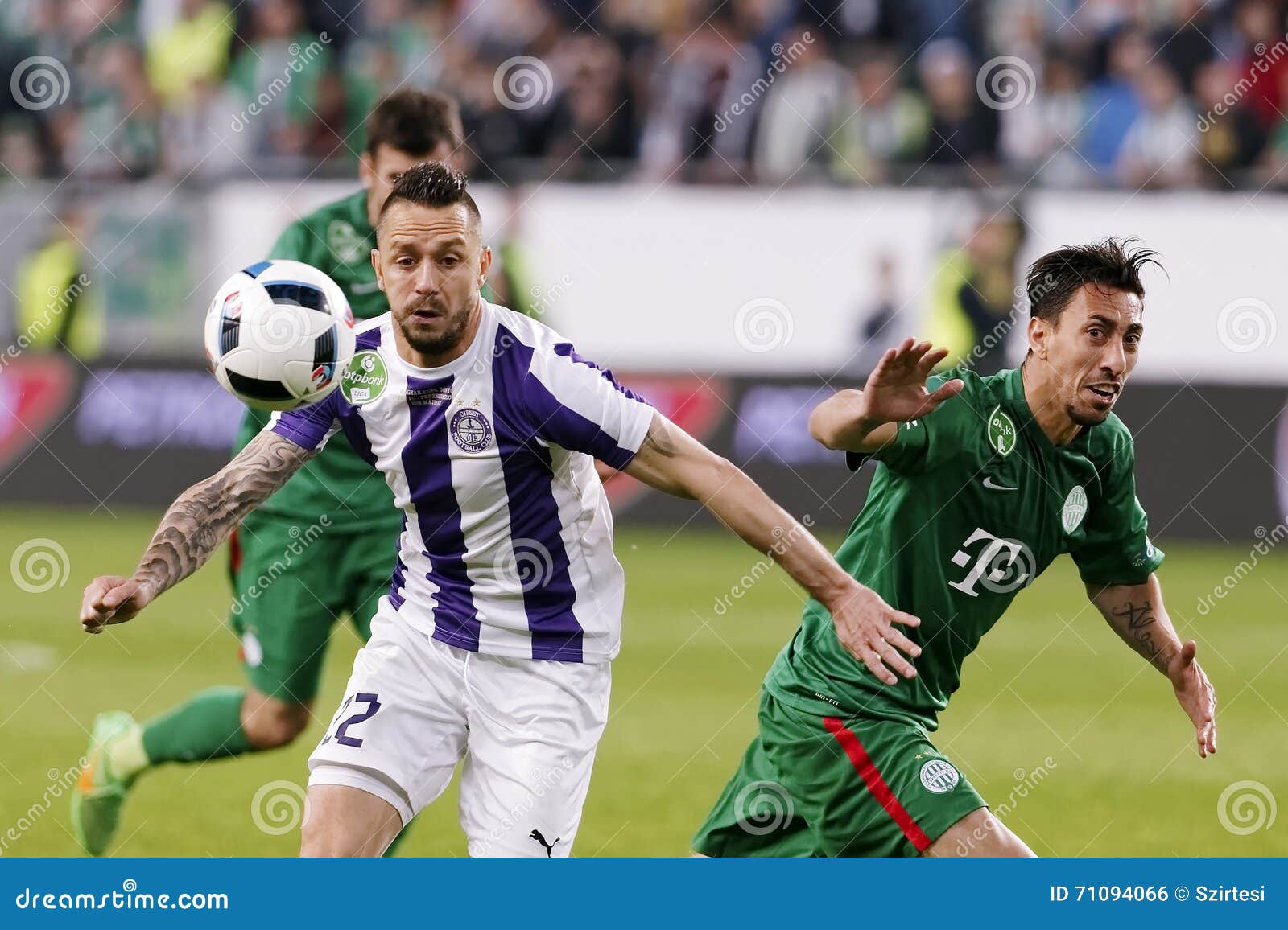 BUDAPEST, HUNGARY - MAY 7, 2016: The Team Of Ferencvarosi TC Celebrate With  The Goblet During The Hungarian Cup Final Football Match Between Ujpest FC  And Ferencvarosi TC At Groupama Arena On
