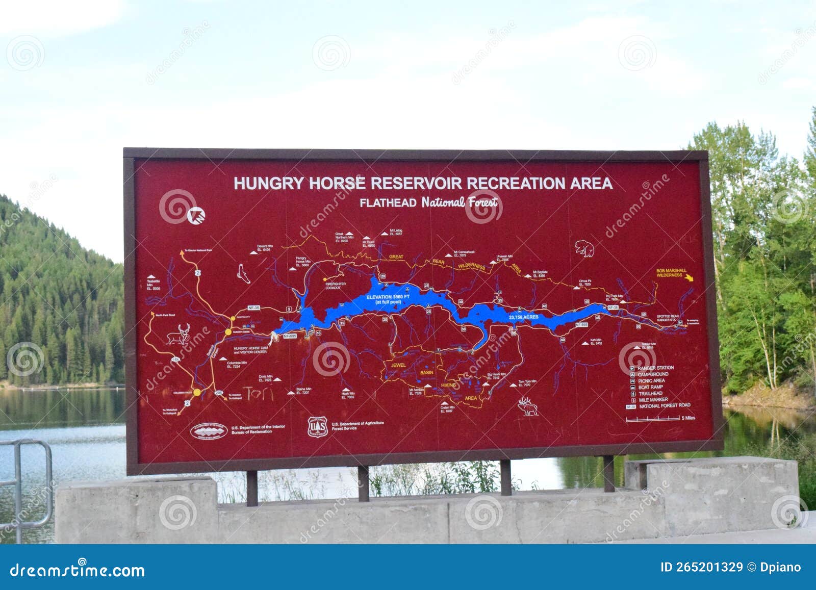 Hungry Horse Reservoir Sign in Montana Editorial Stock Image Image of