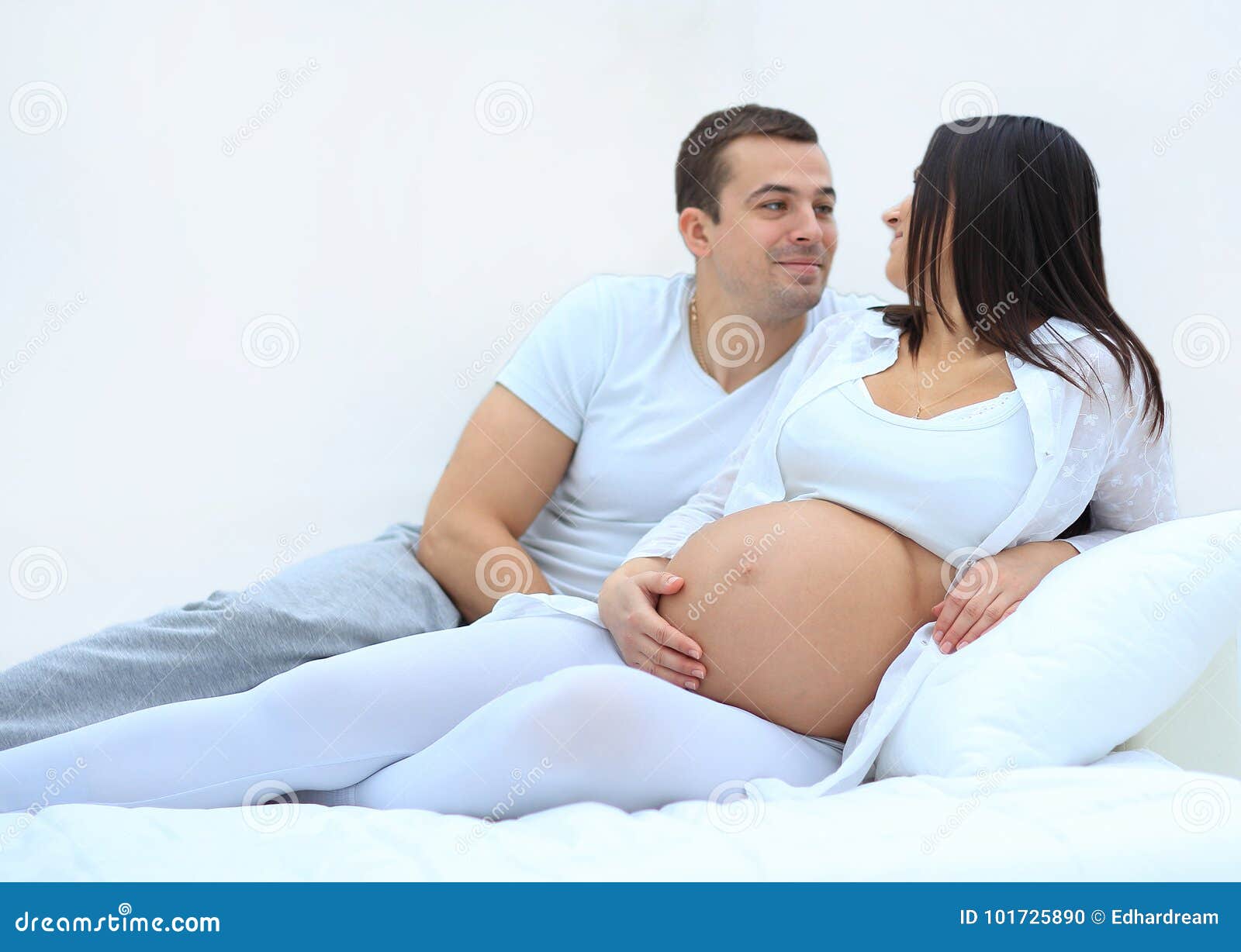 Русская жена забеременела