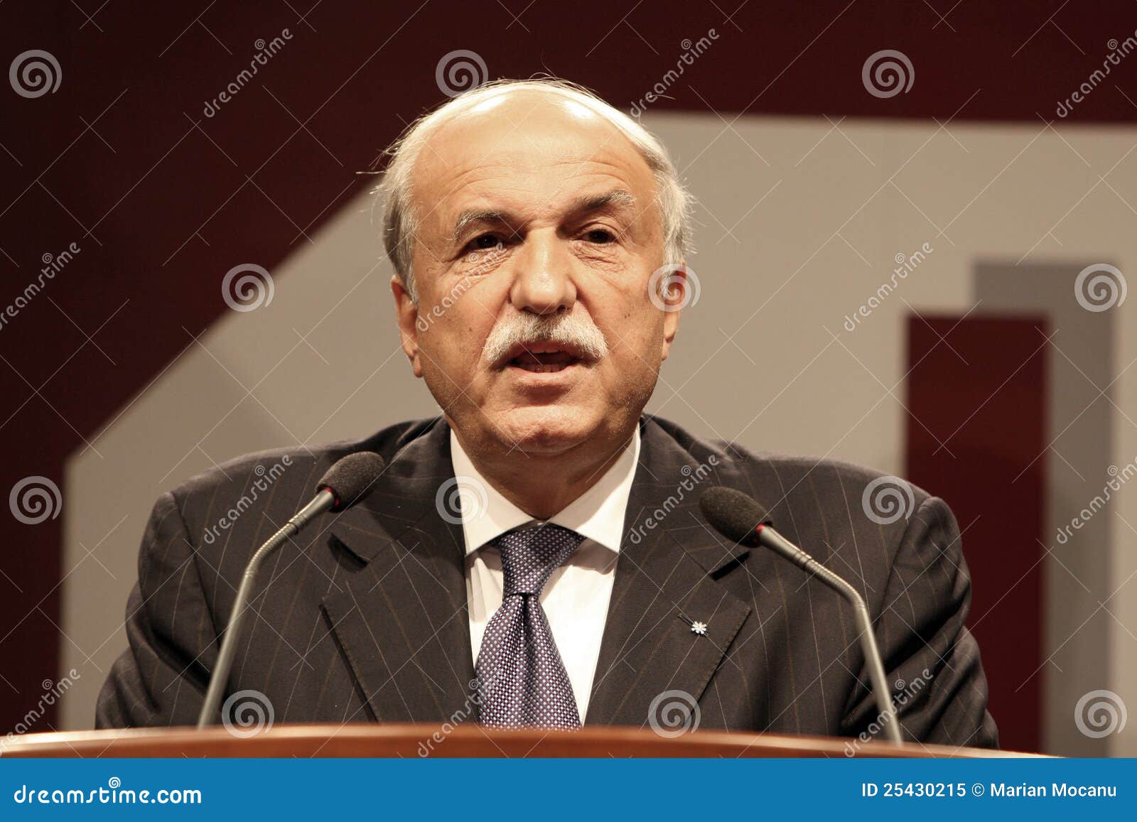 Husnu Ozyegin editorial image. Image of istanbul, ozyegin - 25430215