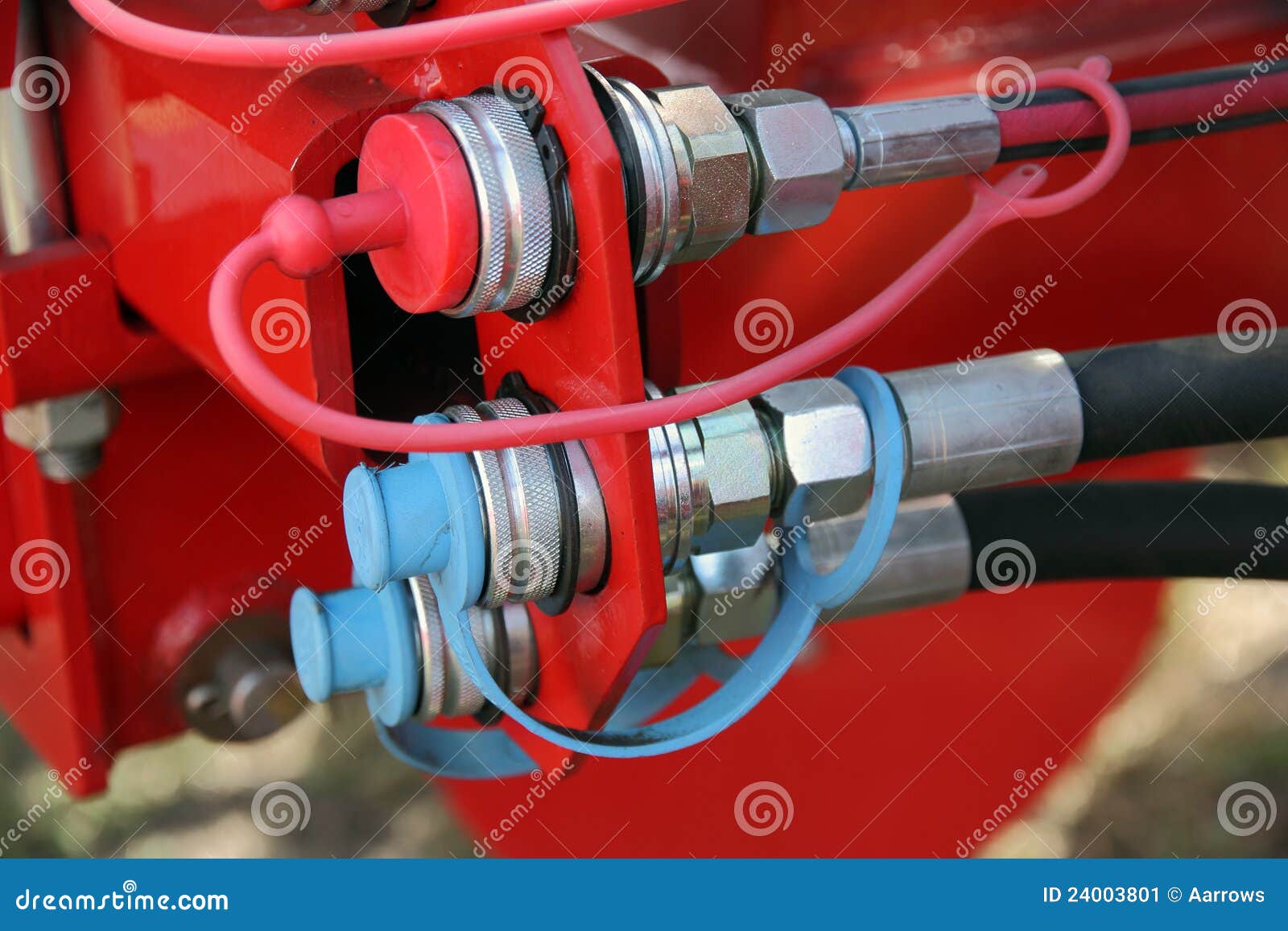 Hydraulic connectors stock image. Image of closeup, powerful 24003801