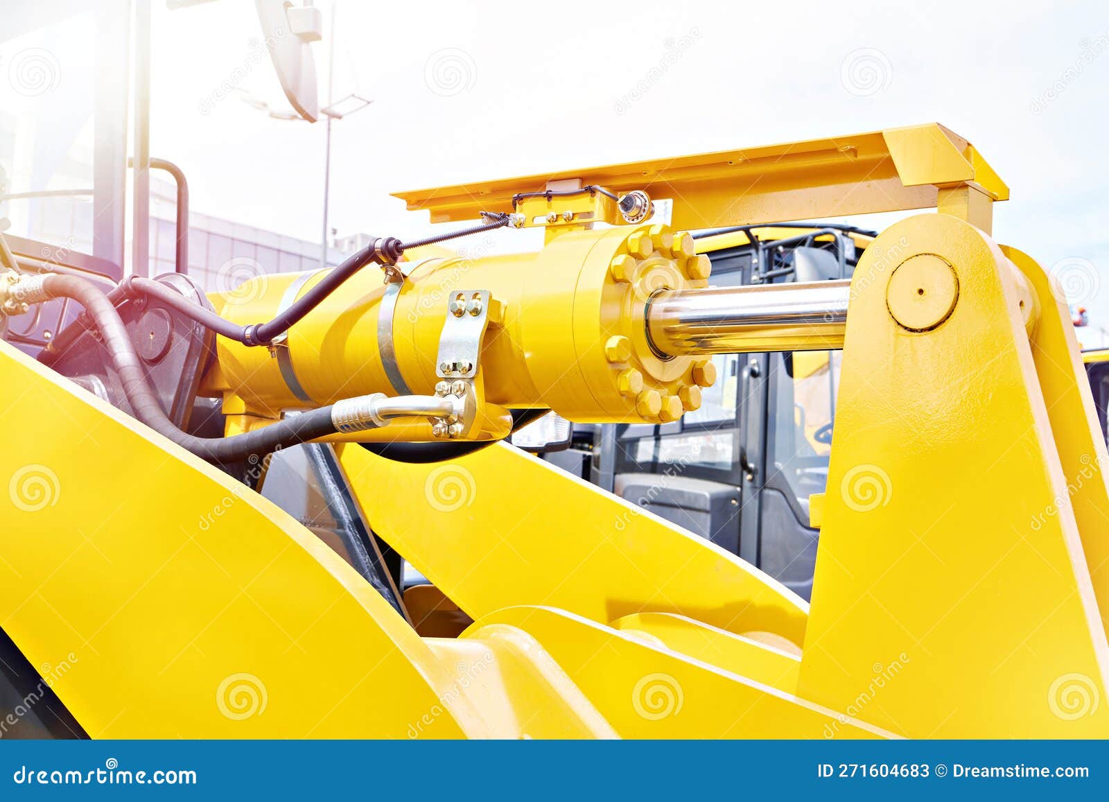 Hydraulic cylinder stock image. Image of vehicle, yellow 271604683