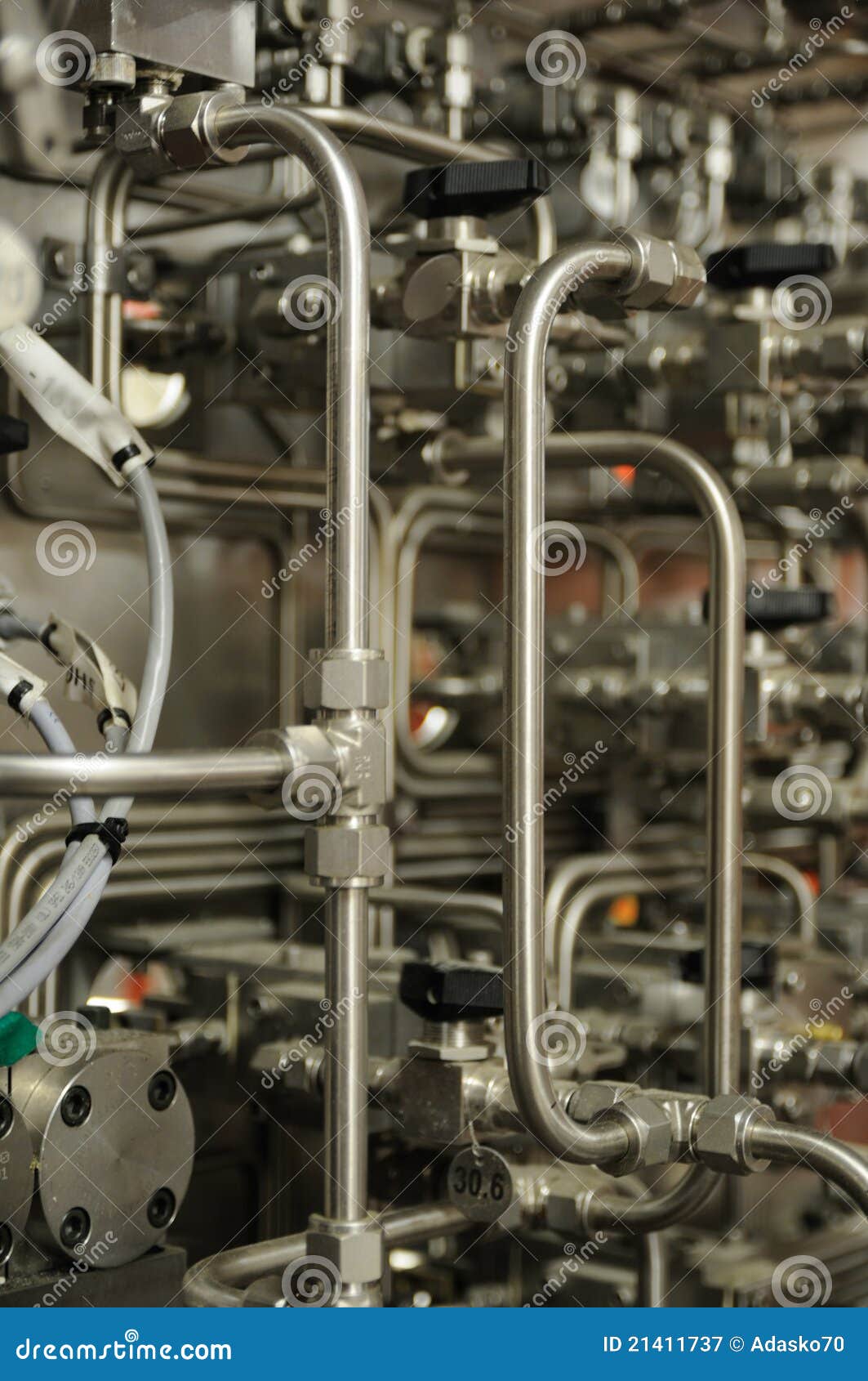 Hydraulics stock image. Image of valve, industry, pressure 21411737