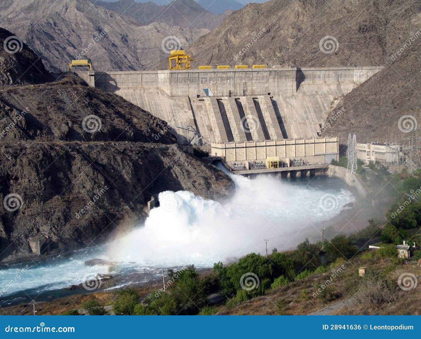 Hydroelectric dam stock photo. Image of hill, generator 28941636