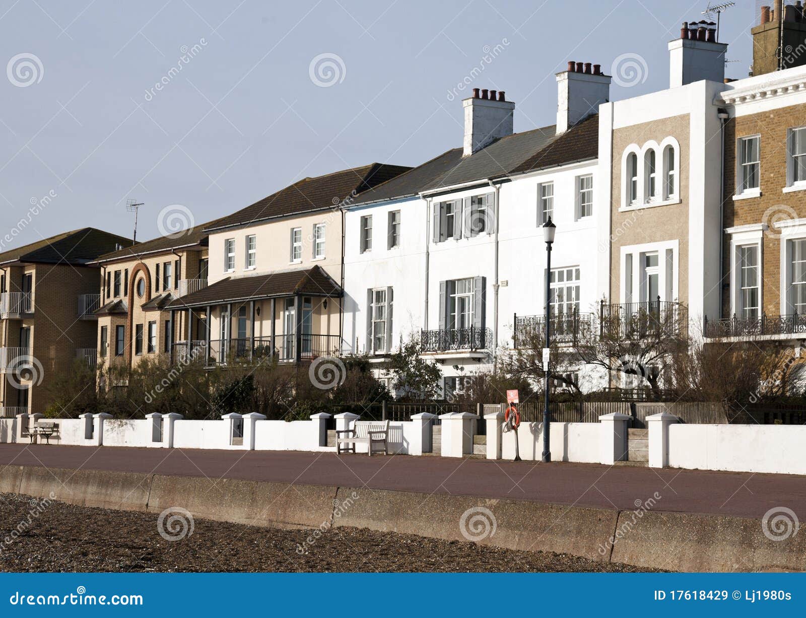 hythe seafront kent