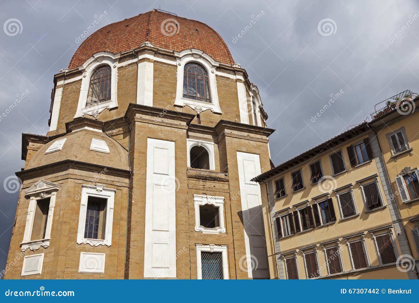 I Di San Lorenzo (basilica Della Basilica Di St Lawrence) in Florenc ...