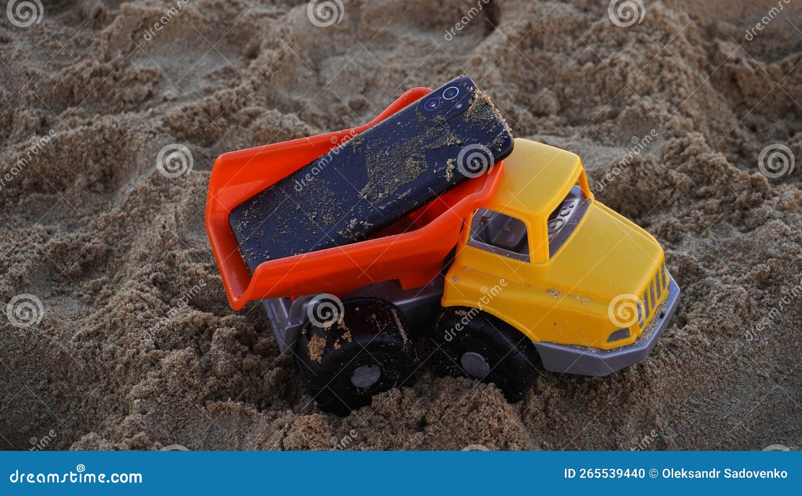i grew up playing with the phone in the sand
