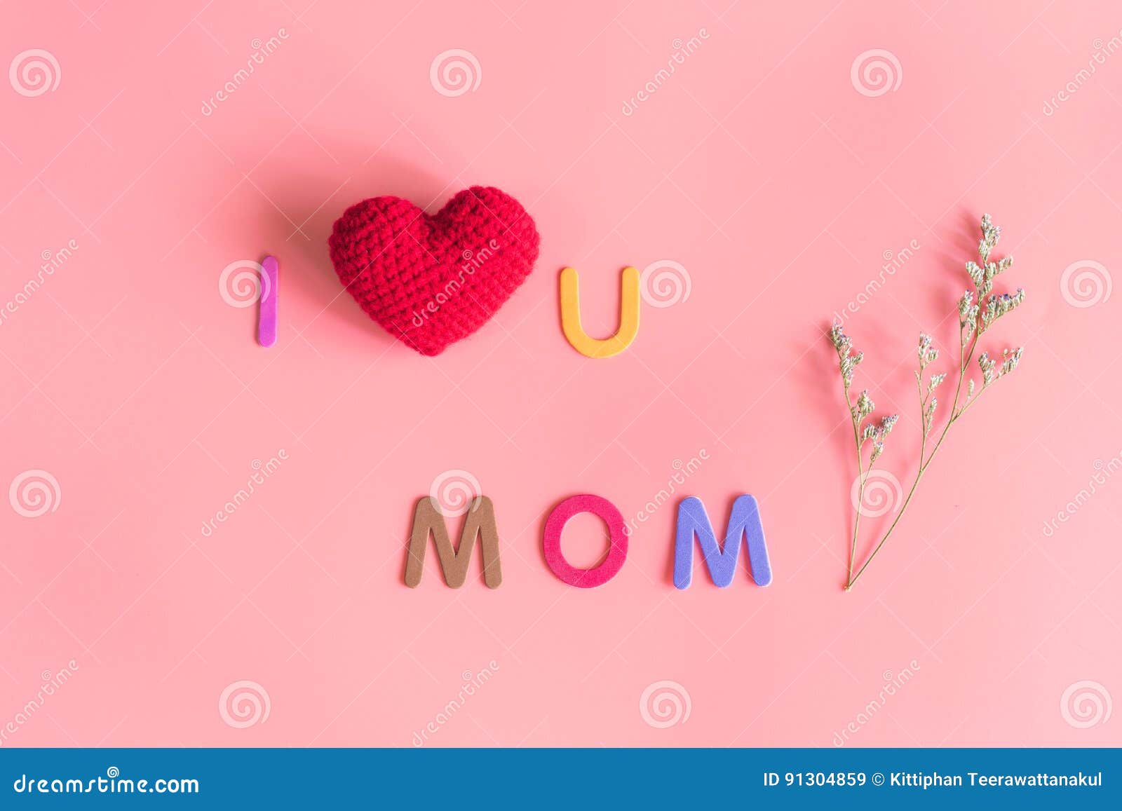 I Love U Mom Message with Flowe Stock Image - Image of card ...