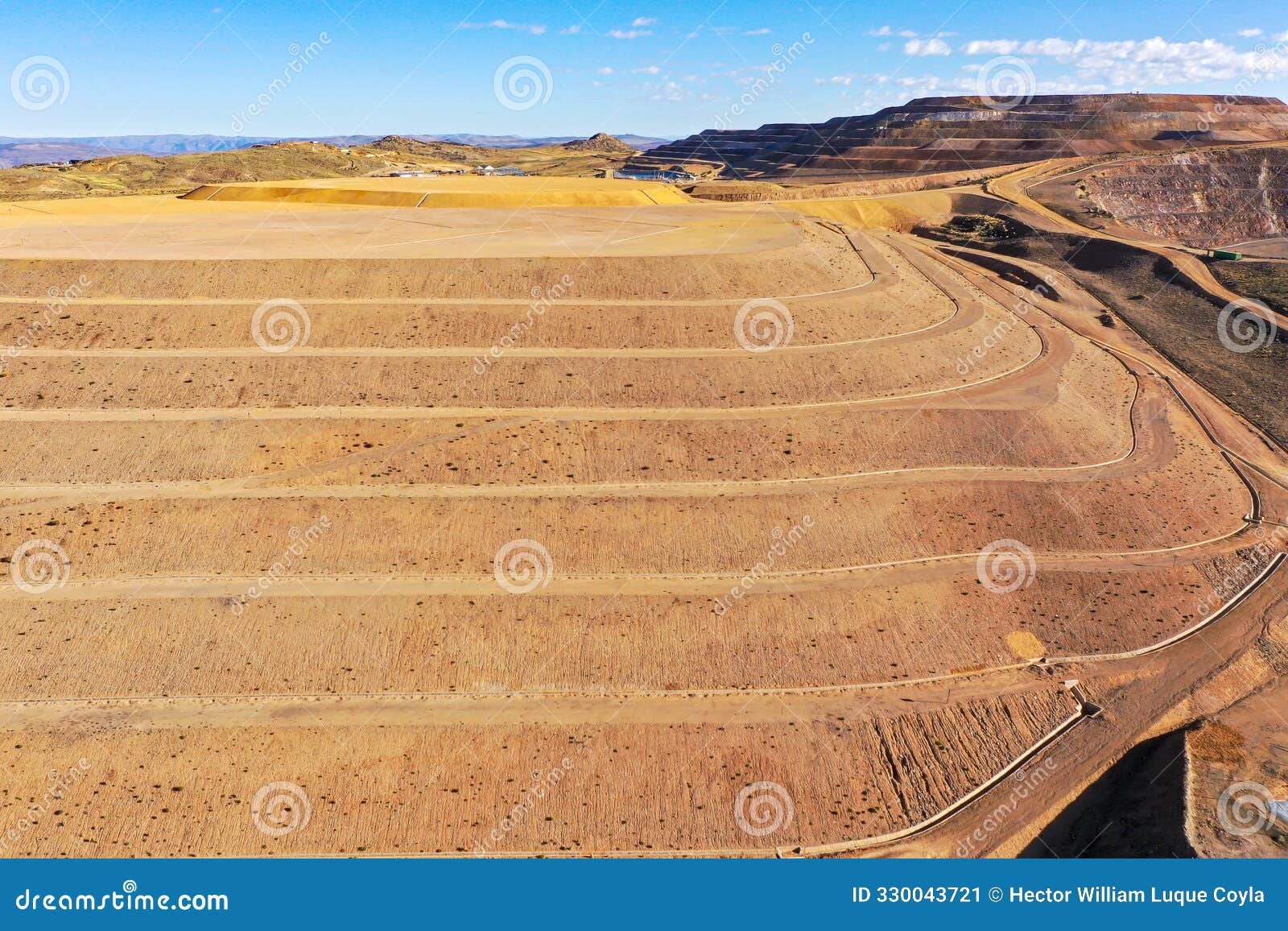 i open pit mine leaching pad