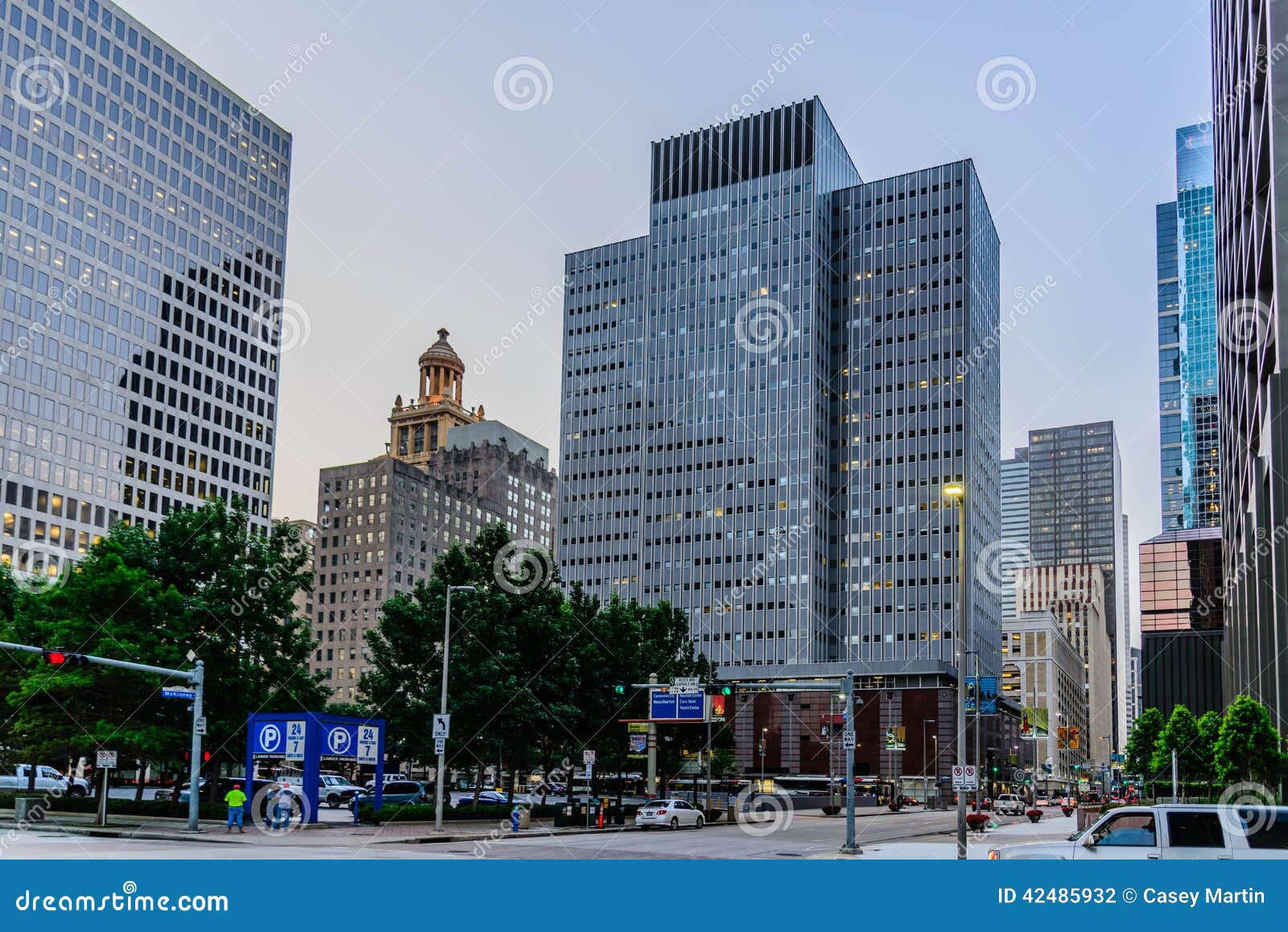 I stadens centrum Houston streetscape. I stadens centrum Houston byggnader och streetscape