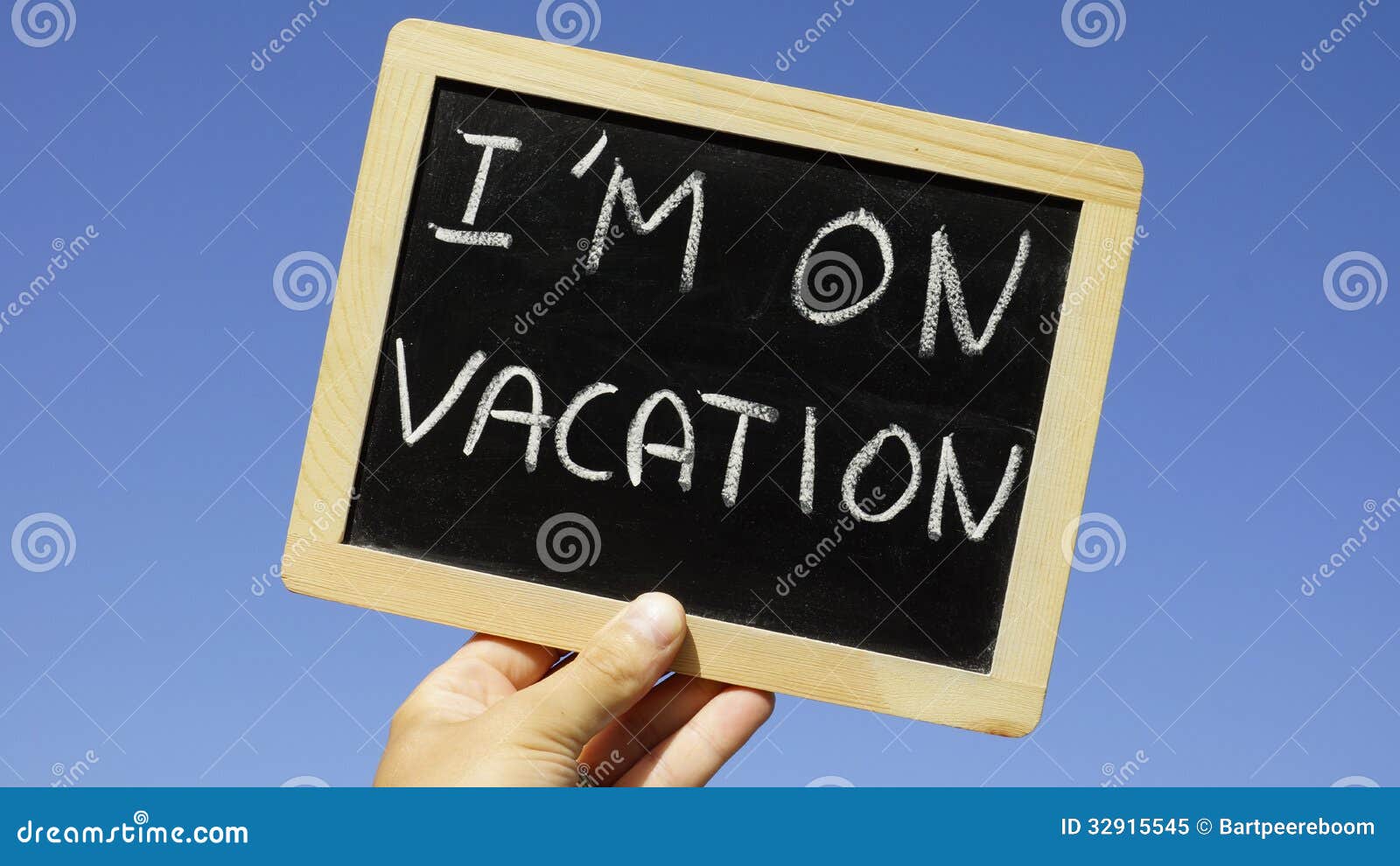 L am on holiday. On vacation картинка. I am on vacation. Vacation надпись. I'M on vacation.