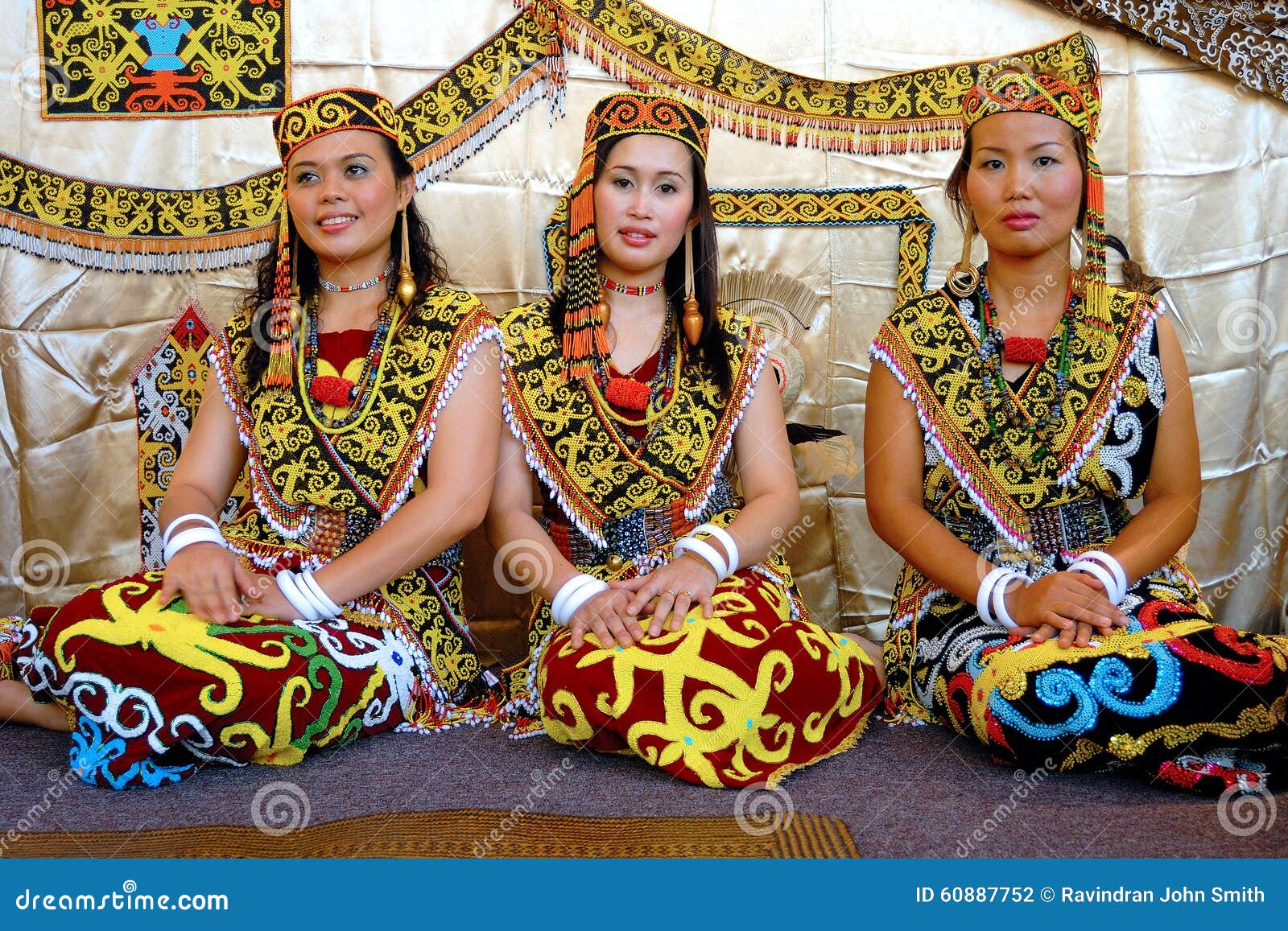 伊班妇女图库摄影片. 图片包括有马来西亚, 人民, 部分, 妇女, 多数, 沙捞越, 自治市镇- 60887752
