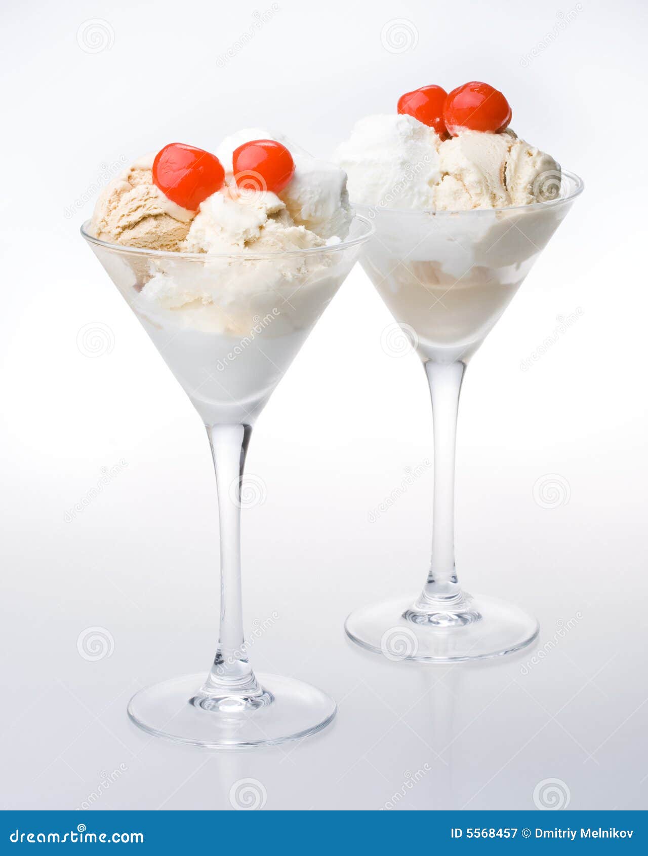 Icecream A Glass. Royalty Free Stock Photography Image 5568457