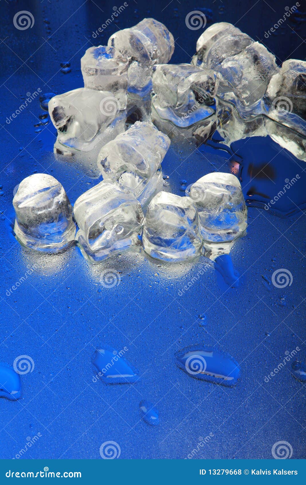 https://thumbs.dreamstime.com/z/ice-cubes-13279668.jpg