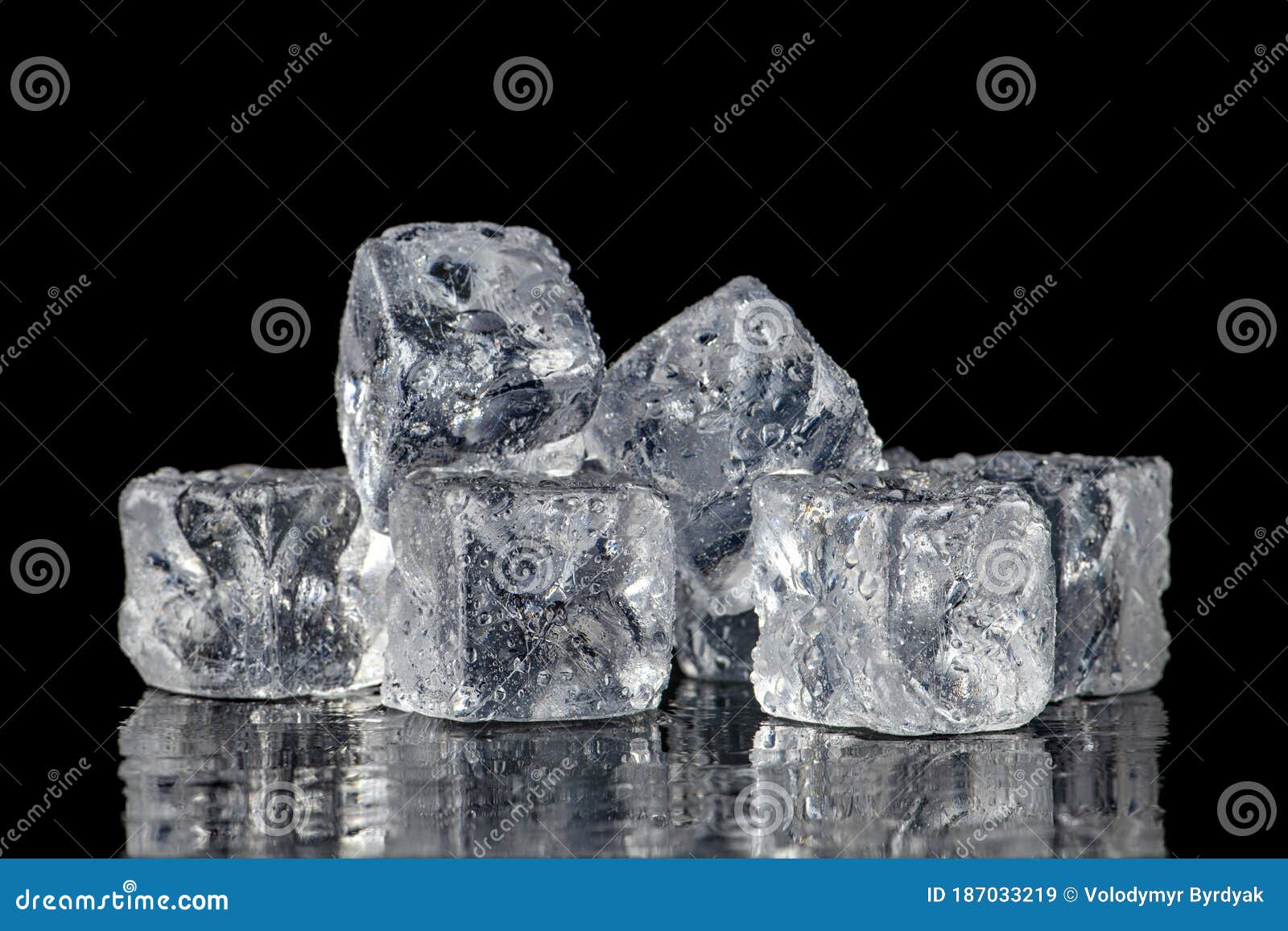 https://thumbs.dreamstime.com/z/ice-cubes-reflection-black-table-background-square-drops-water-clean-187033219.jpg