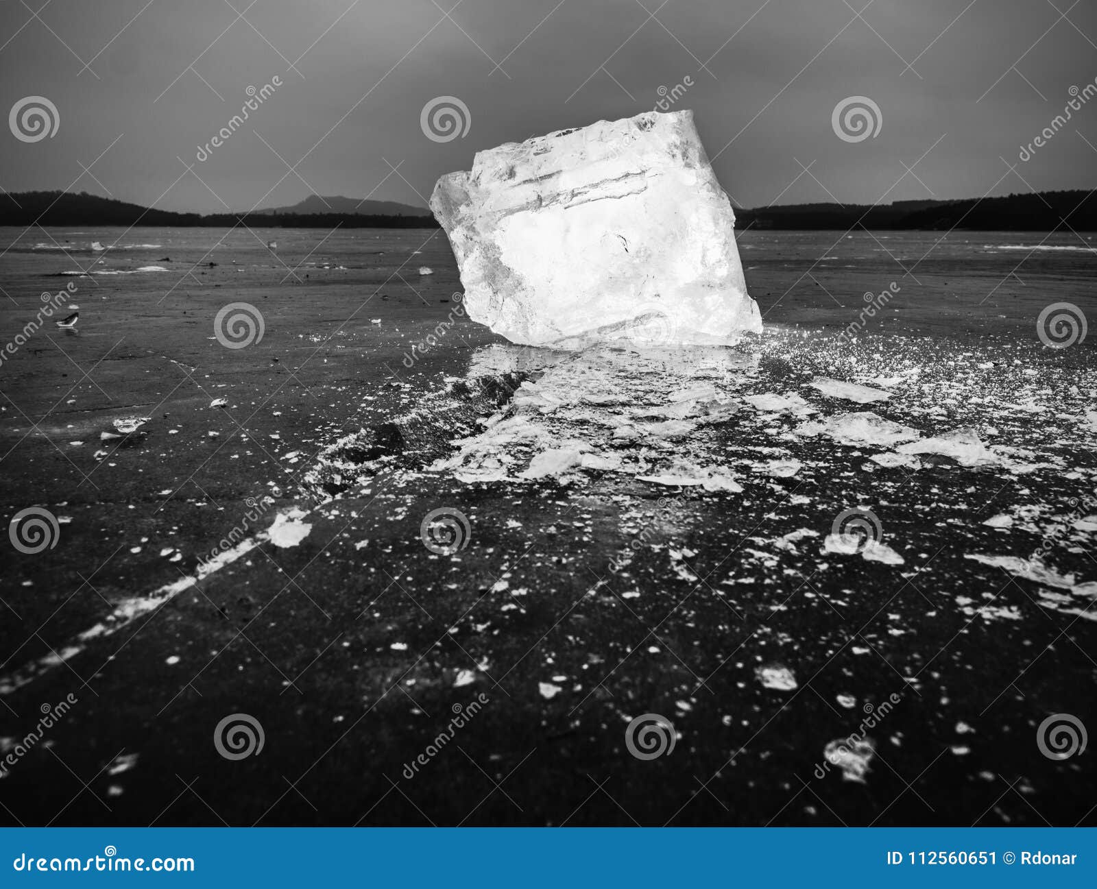 Ice with Reflection on Lake. Crushed Ice Floe on Reflective Natural ...