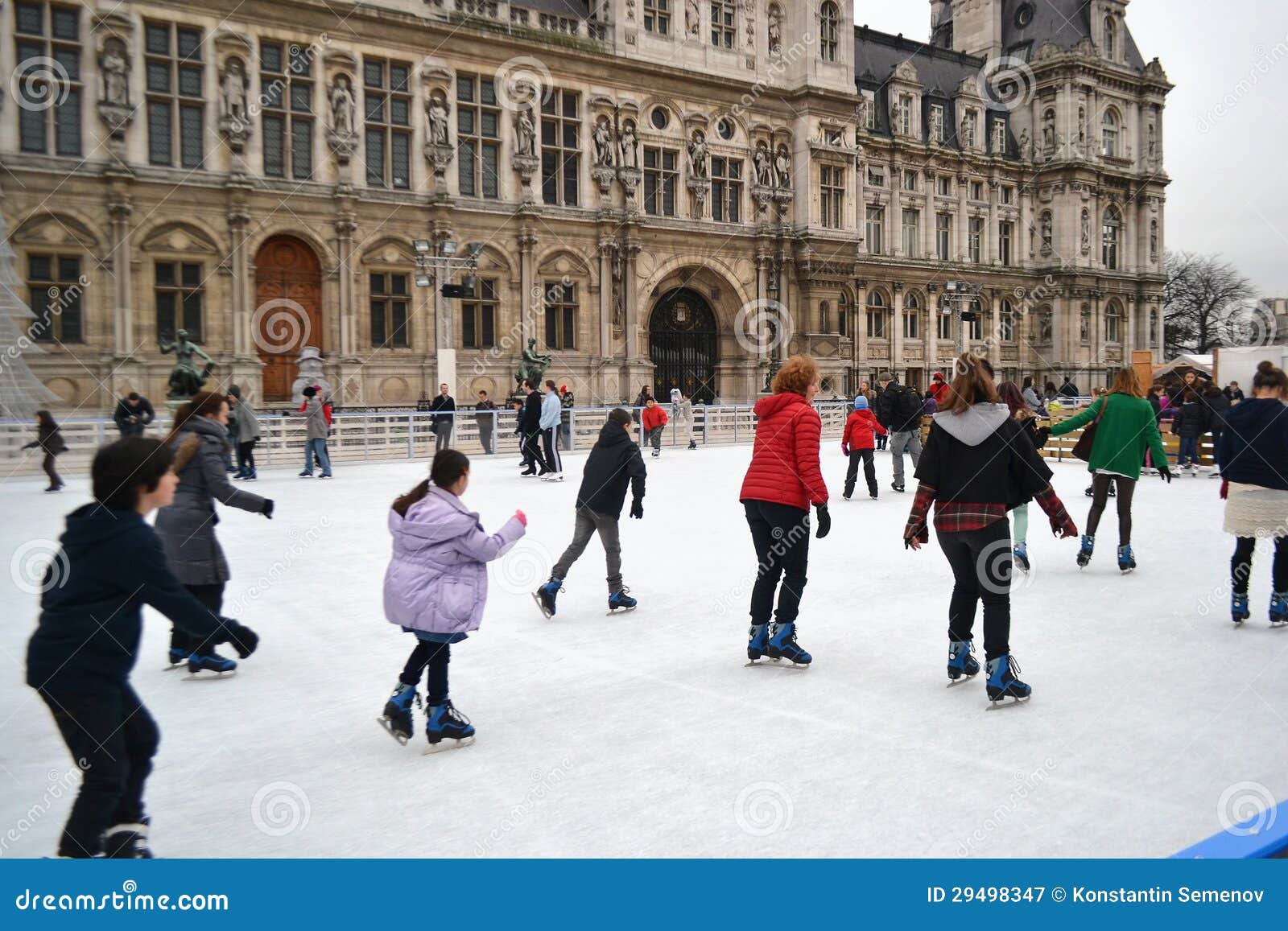 Ice Rink in Paris editorial photography. Image of town 29498347
