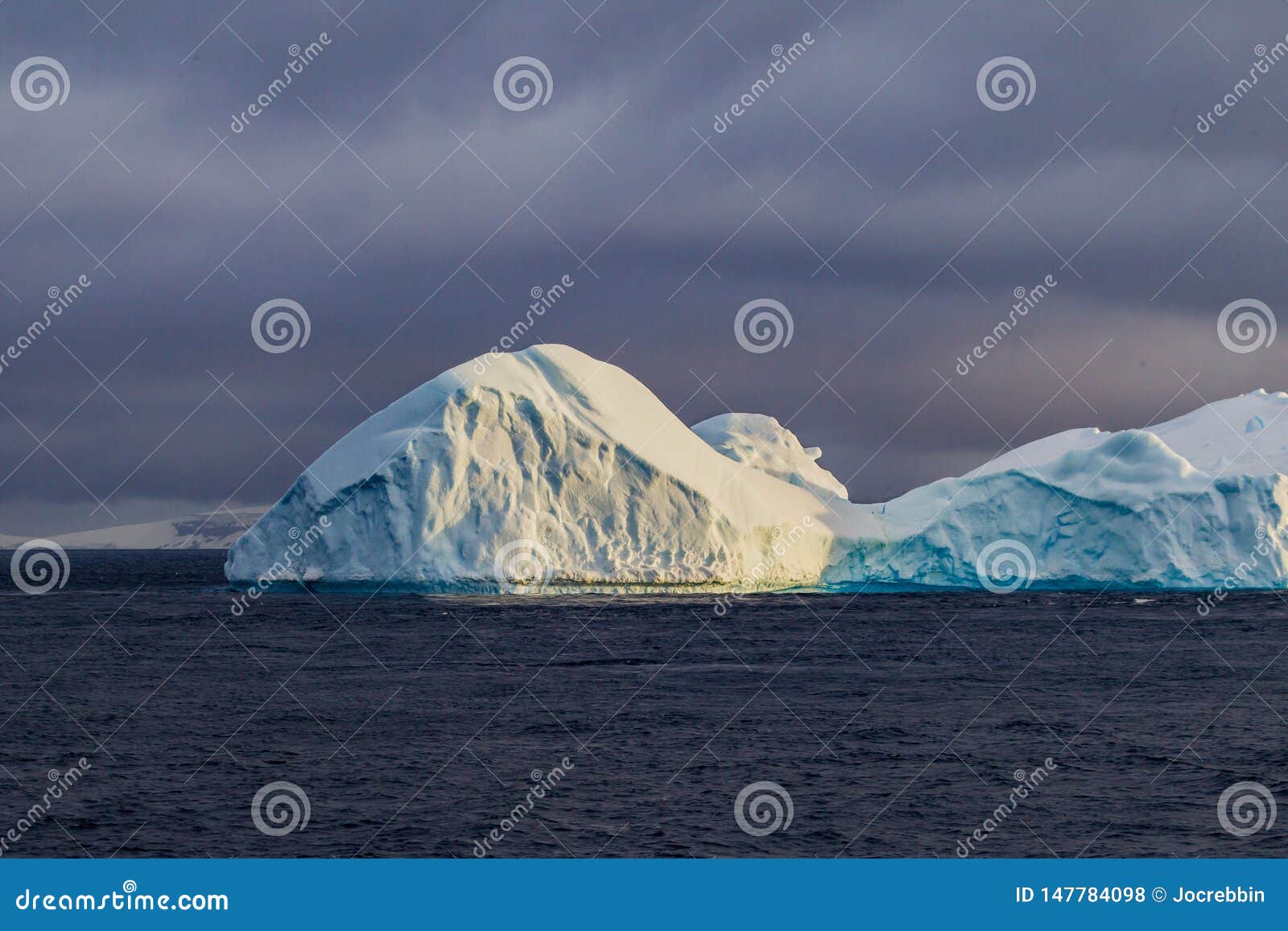 icebergs float dangerously near antarctica