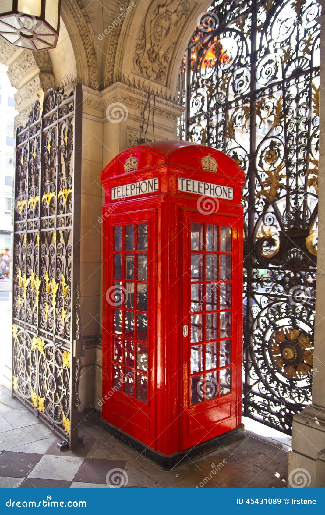 non doublée 58"x90" Paire Londres Phonebox-Rideaux à anneaux Westminster 