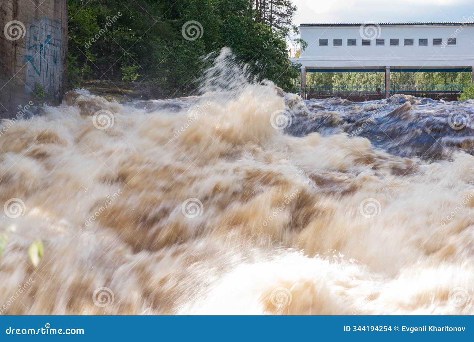 idle discharge of water at a small hydroelectric power station