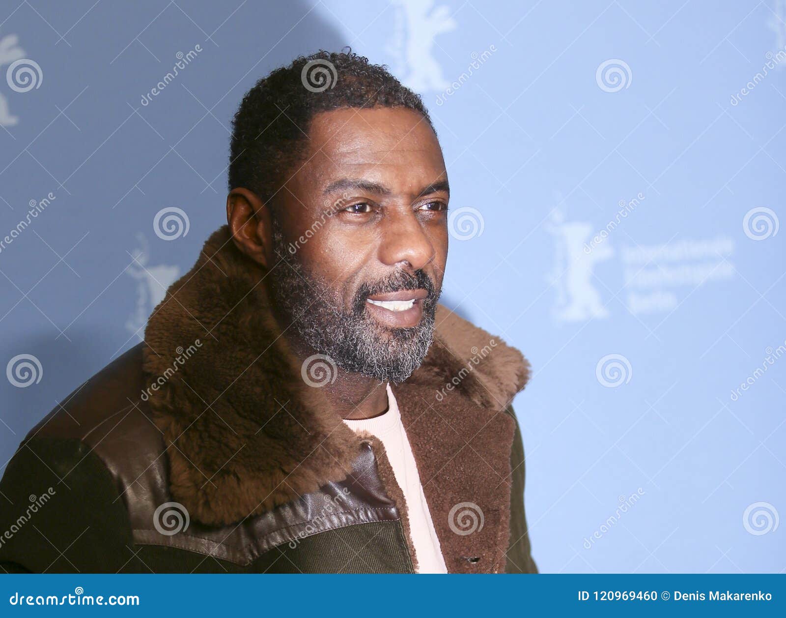 Idris Elba y su novia Sabrina Dhowre