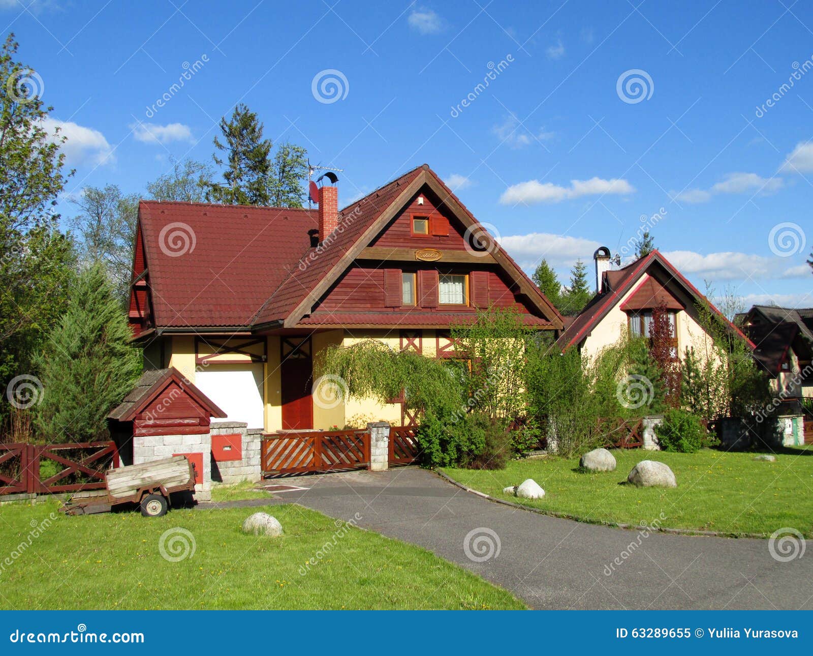 idylic scene with rural house