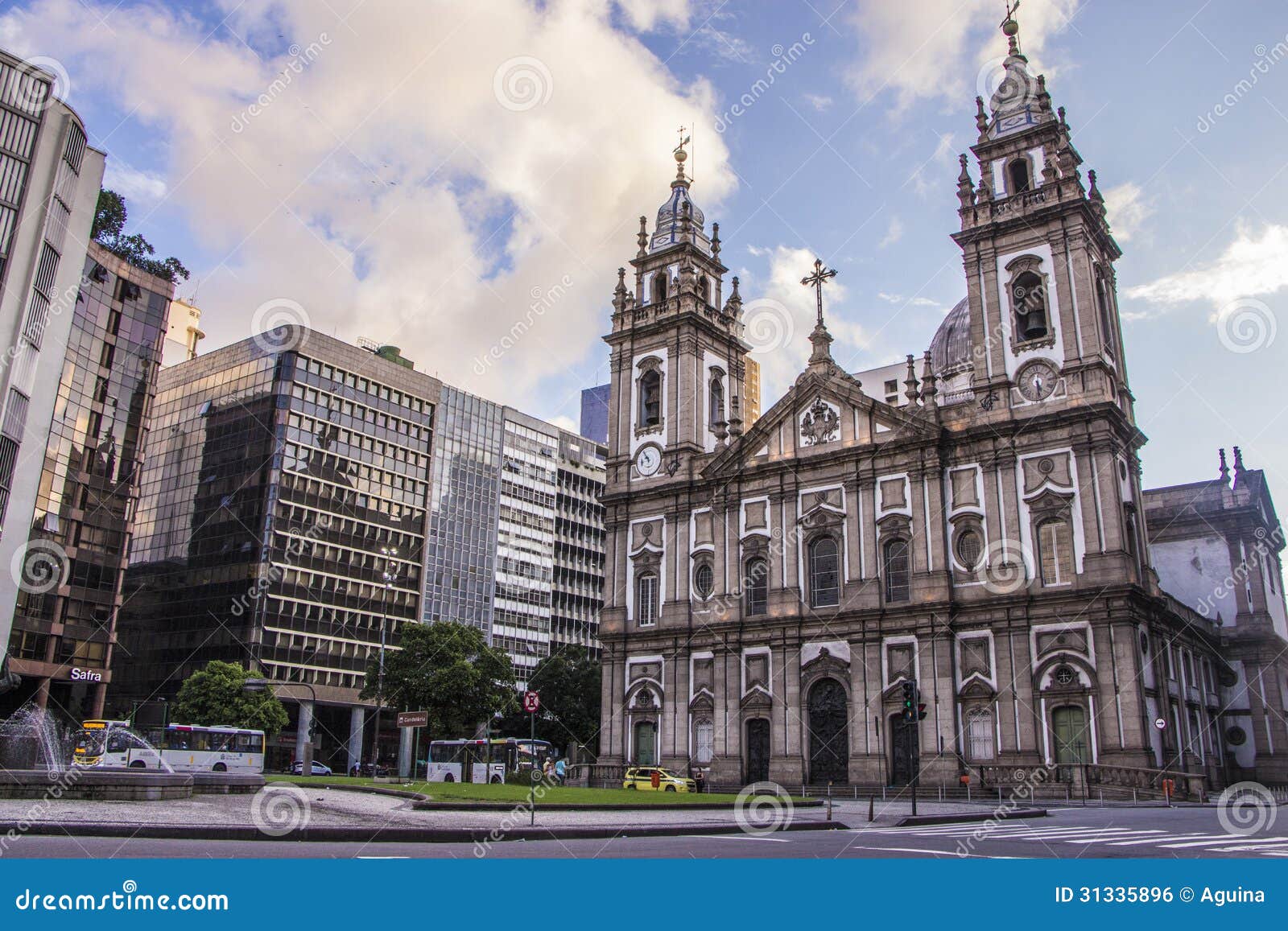 Iglesia De Candelária - Rio De Janeiro Foto editorial - Imagen de visita, turismo: 31335896 Iglesia De Candelária - Rio De Janeiro Foto editorial - Imagen de visita, turismo: 31335896
