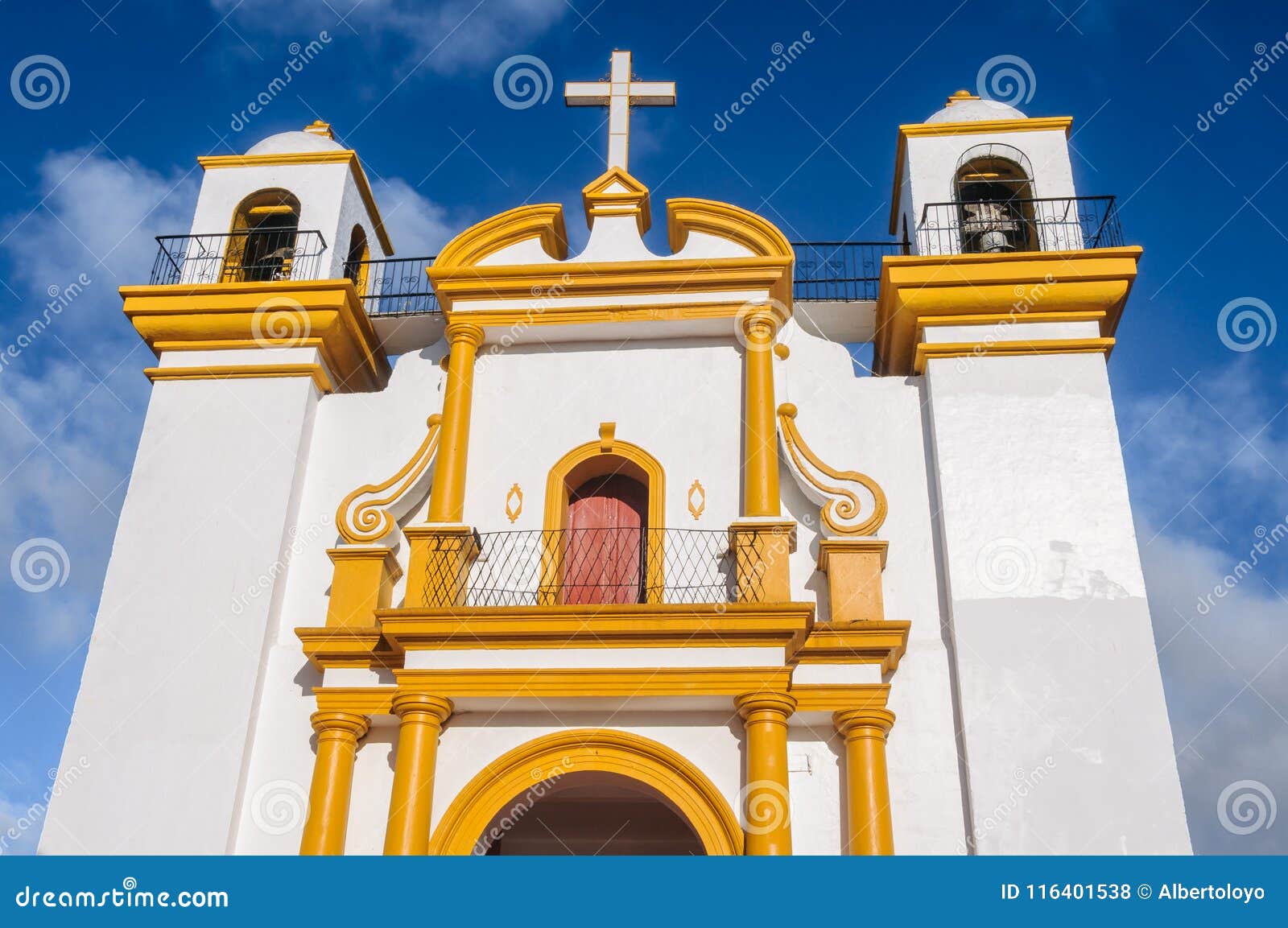 Iglesia De Guadalupe, San Cristobal De Las Casas, México Foto de archivo - Imagen de blanco, antiguo: 116401538 Iglesia De Guadalupe, San Cristobal De Las Casas, México Foto de archivo - Imagen de blanco, antiguo: 116401538