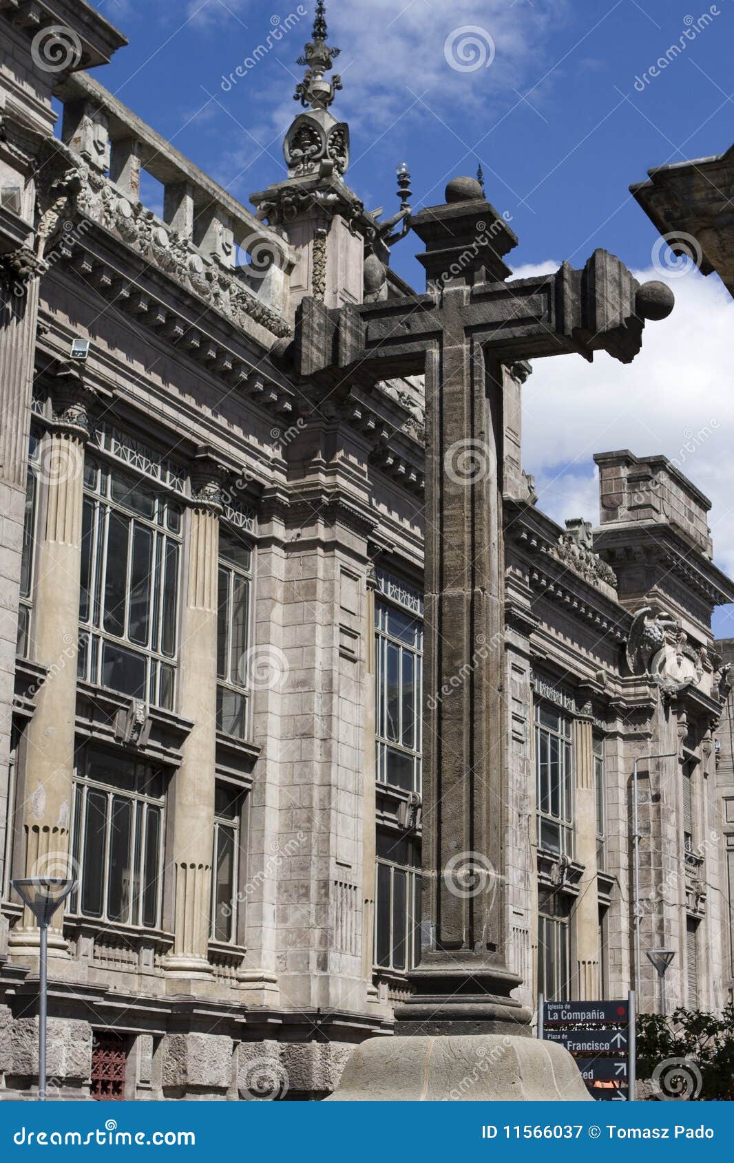 iglesia de la compania, quito, ecuador