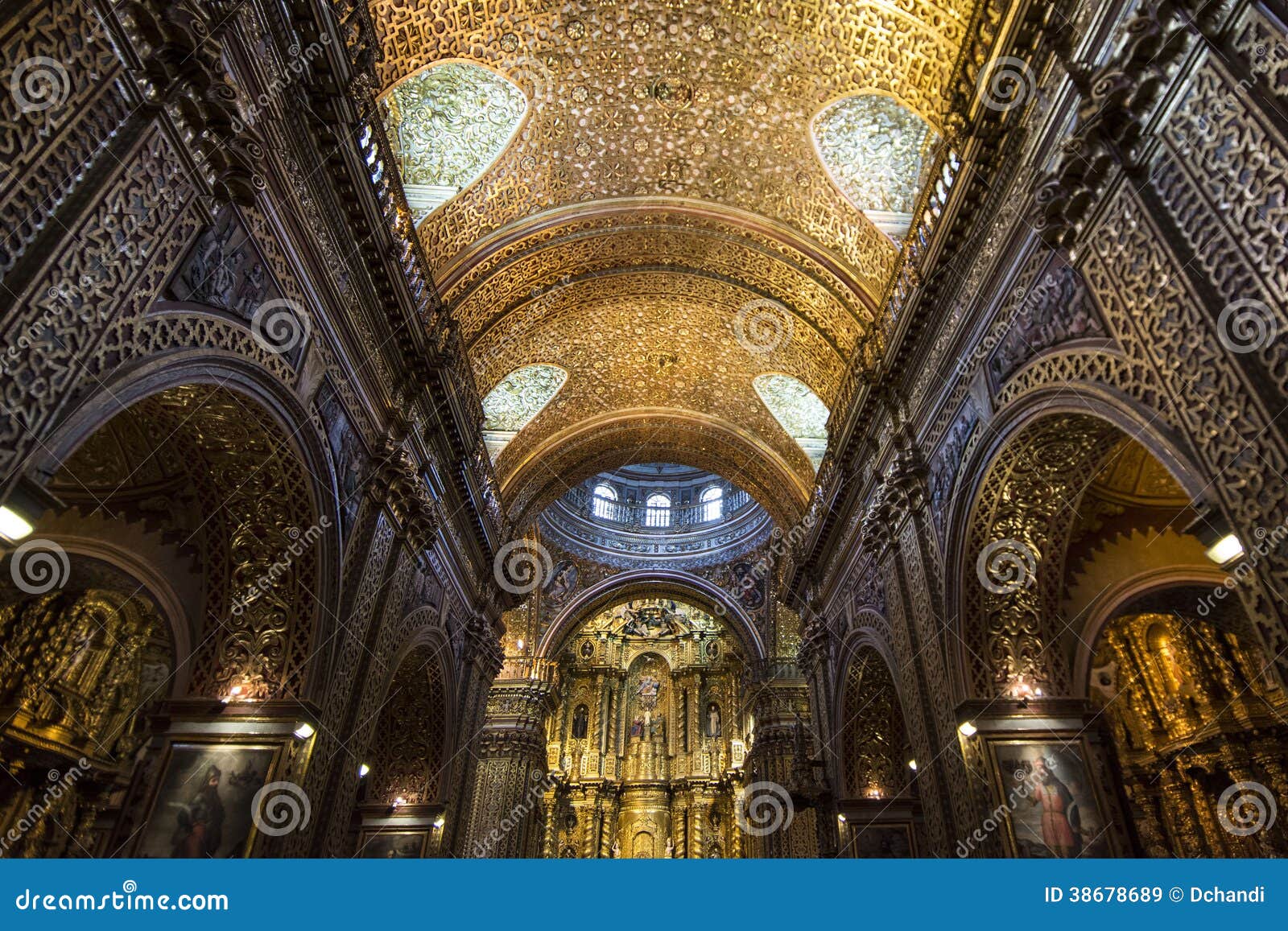 iglesia de la compaÃÂ±ia / ecuador