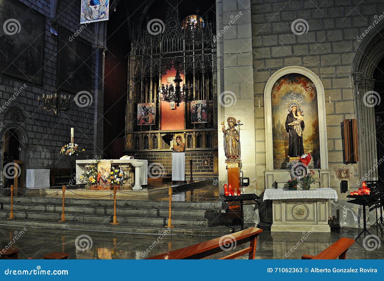 Iglesia De Sant Jaime-Barcelona Foto de archivo editorial - Imagen de  monumento, antiguo: 71062363