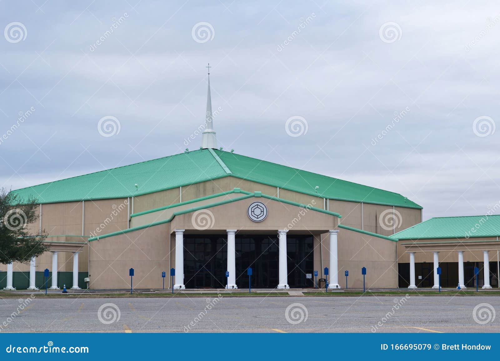 Iglesia Del Faro De Houston En Humble, Texas Imagen de archivo editorial -  Imagen de imagen, paisaje: 166695079