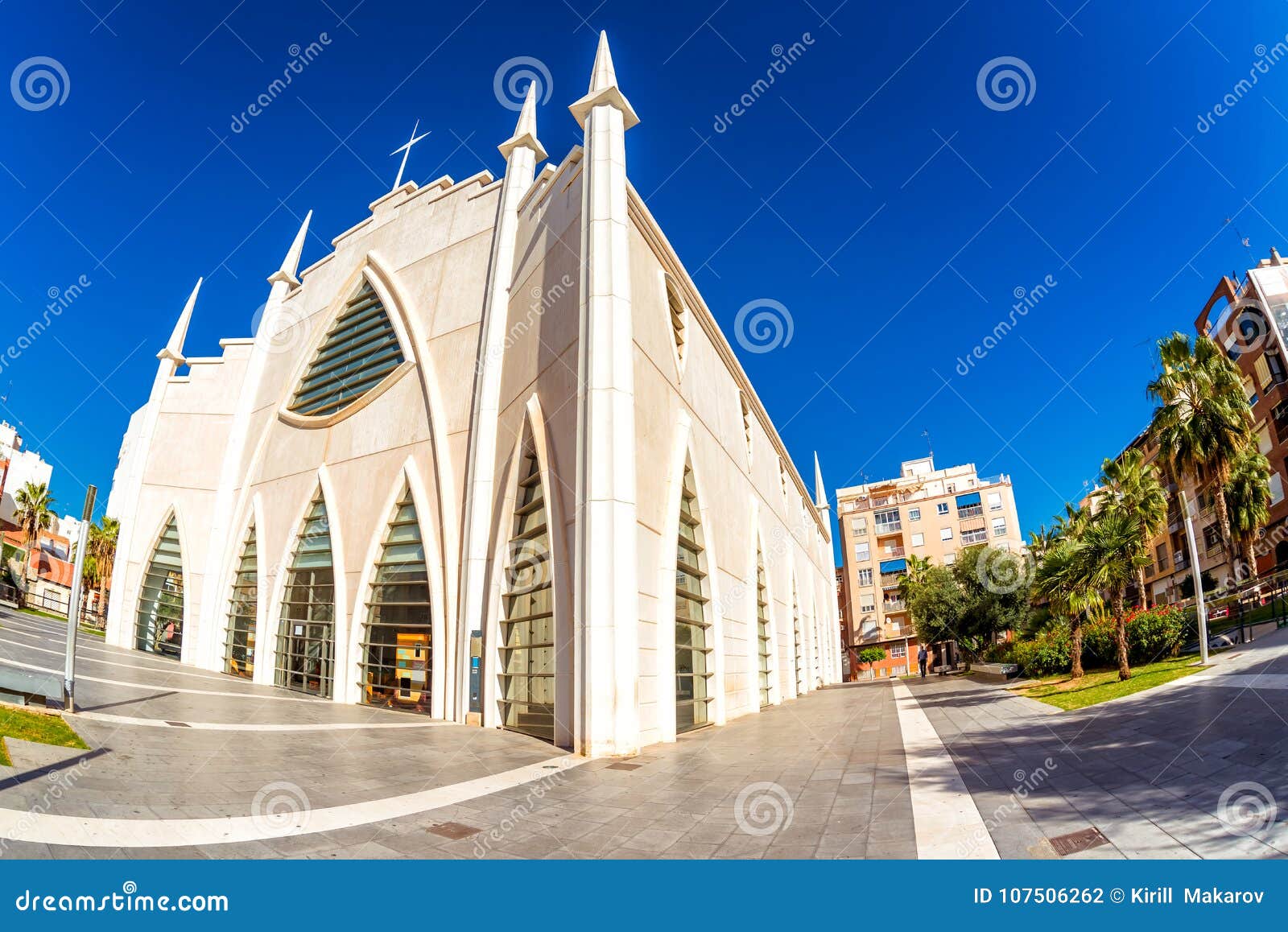 iglesia del sagrado corazon de jesus, plaza de oriente. torrevie