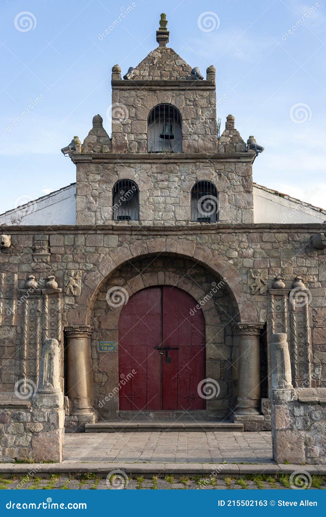 Iglesia Del Siglo Xvi Cerca De Riobamba Ecuador Imagen de archivo - Imagen  de cristiano, chimborazo: 215502163