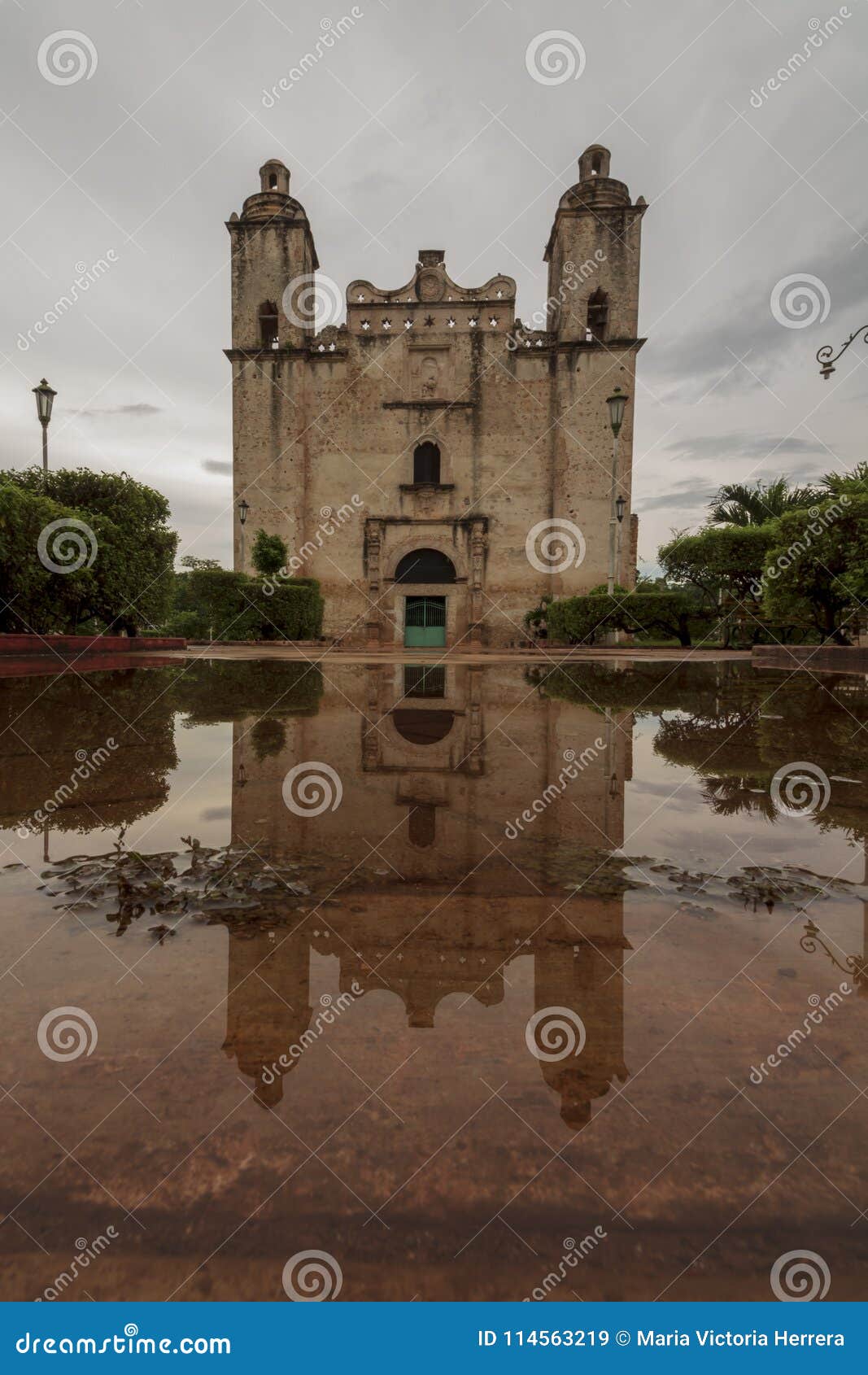 Iglesia Mexicana Abandonada Imagen de archivo - Imagen de cristianismo, turismo: 114563219 Iglesia Mexicana Abandonada Imagen de archivo - Imagen de cristianismo, turismo: 114563219