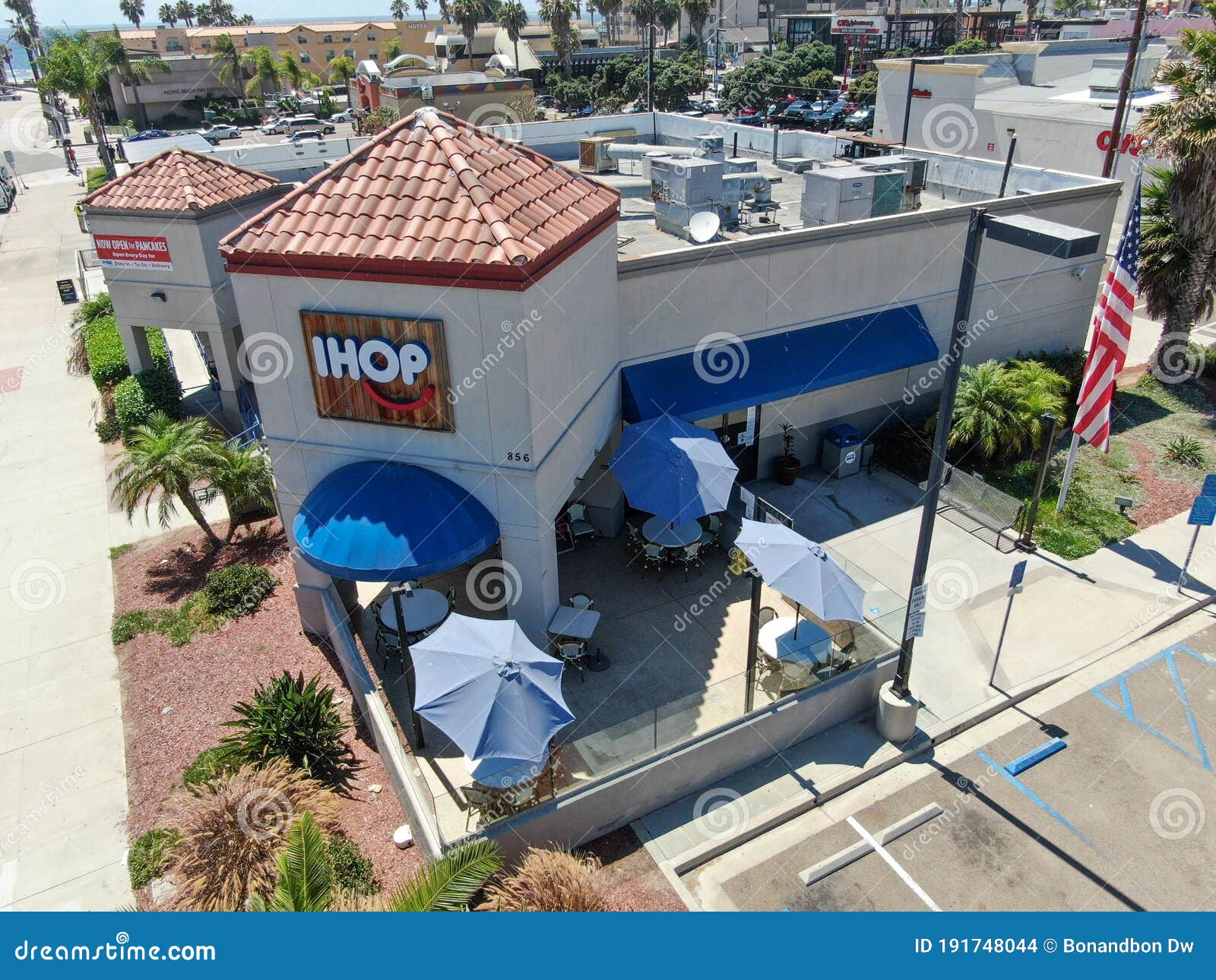 Ihop: Uma Cadeia De Restaurantes De Panquecas Multinacional Norte-americana  Especializada Em Alimentos Para Café Da Manhã. Imagem de Stock Editorial -  Imagem de logotipo, comercial: 191748044