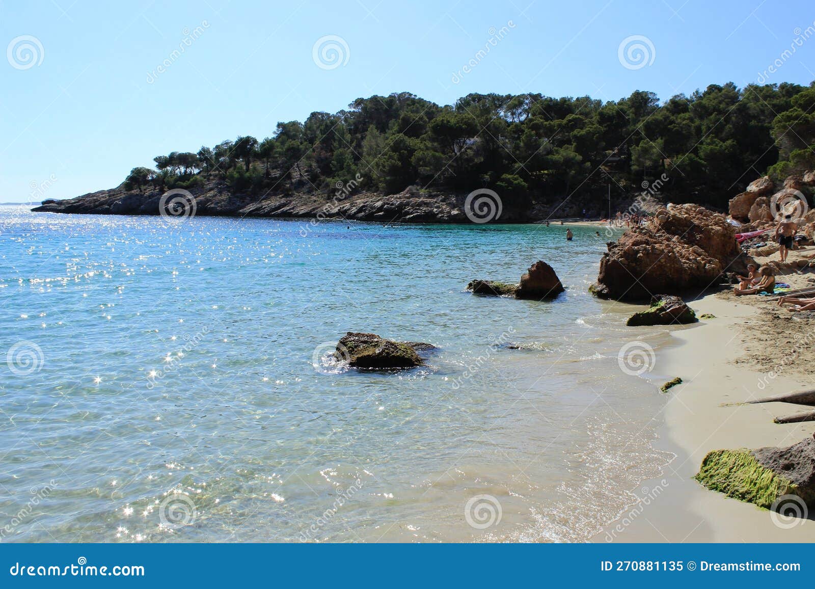 Нудизм[ " Iibiza Formentera Majorca и Menorca пляжат нудизм и натурализм в свободе  Редакционное Изображение - изображение насчитывающей берег, курорт:  270881135