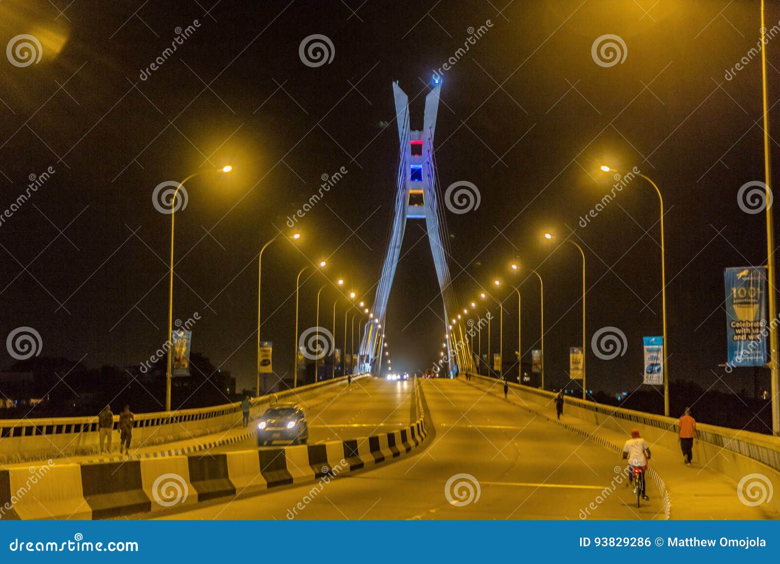 ikoyi lekki cable stayed link bridge lagos nigeria at night