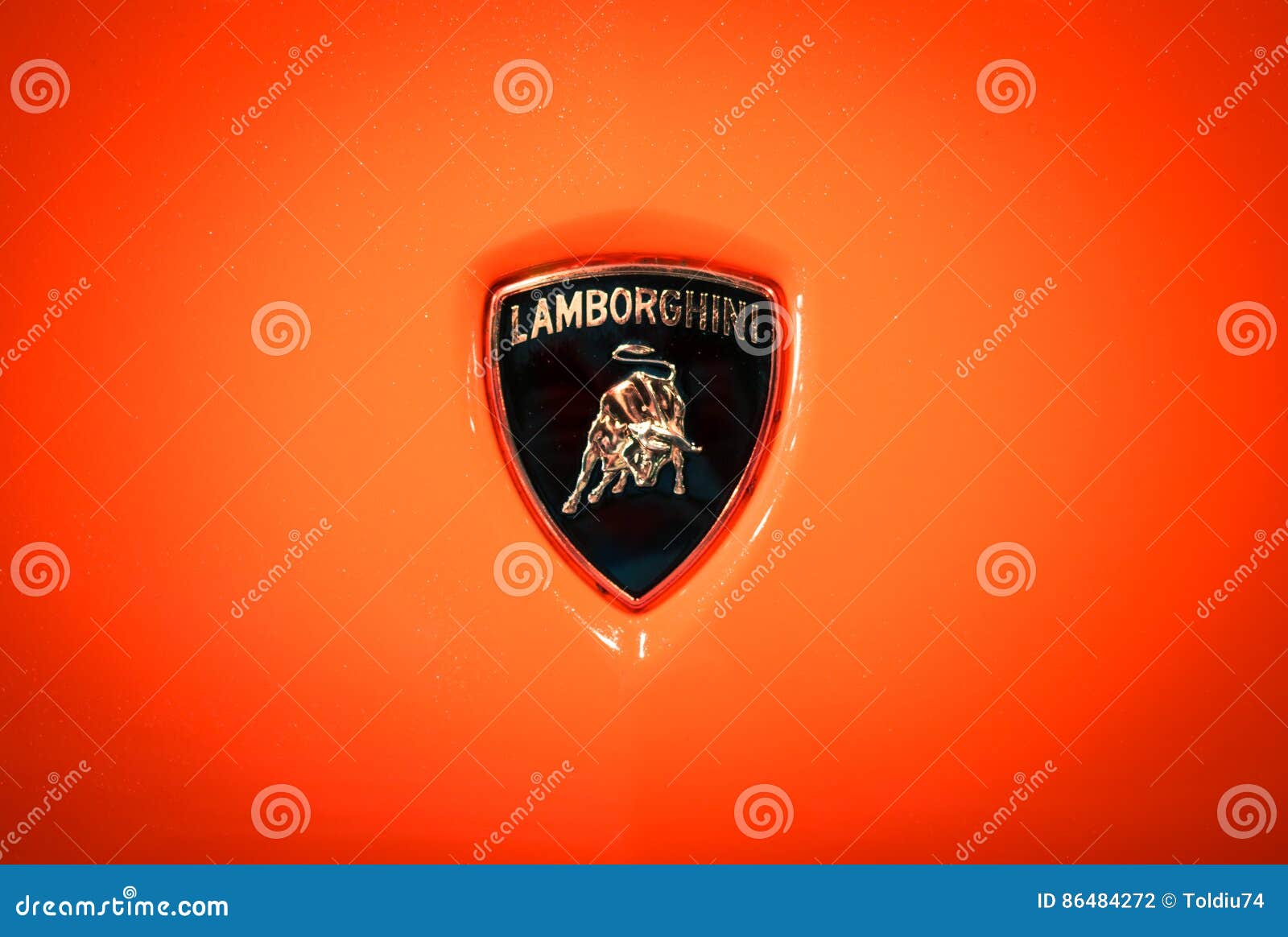 Il Logo Di Lamborghini Mostra Un Toro O Un Toro Fotografia Editoriale -  Immagine di stile, marchio: 86484272