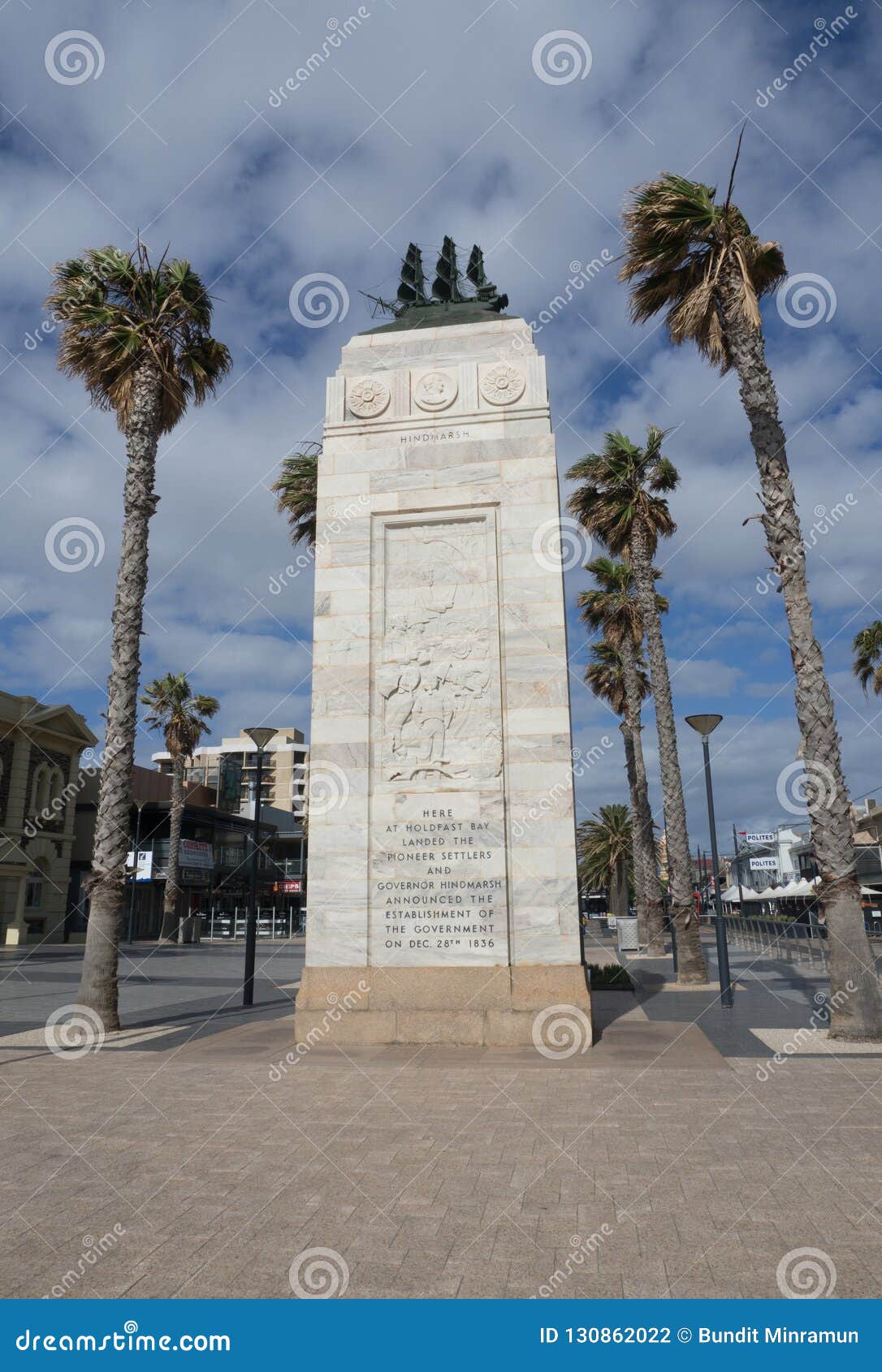 Il memoriale di guerra di Glenelg sul quadrato di Moseley nella città di Holdfast baia a Glenelg. Adelaide, Australia del sud - Il 6 novembre 2018 memoriale di guerra di Glenelg del â€ «sul quadrato di Moseley nella città della baia Holdfast a Glenelg