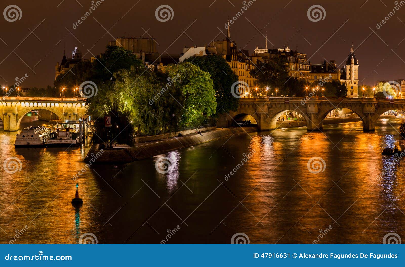 ile de la cite paris france