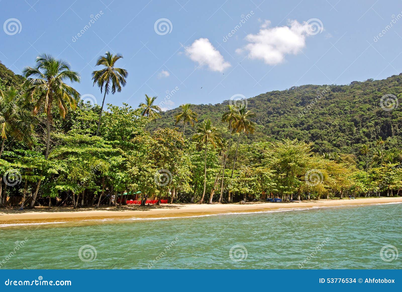 ilha grande: beach praia lopes mendes, rio de janeiro state, brazil